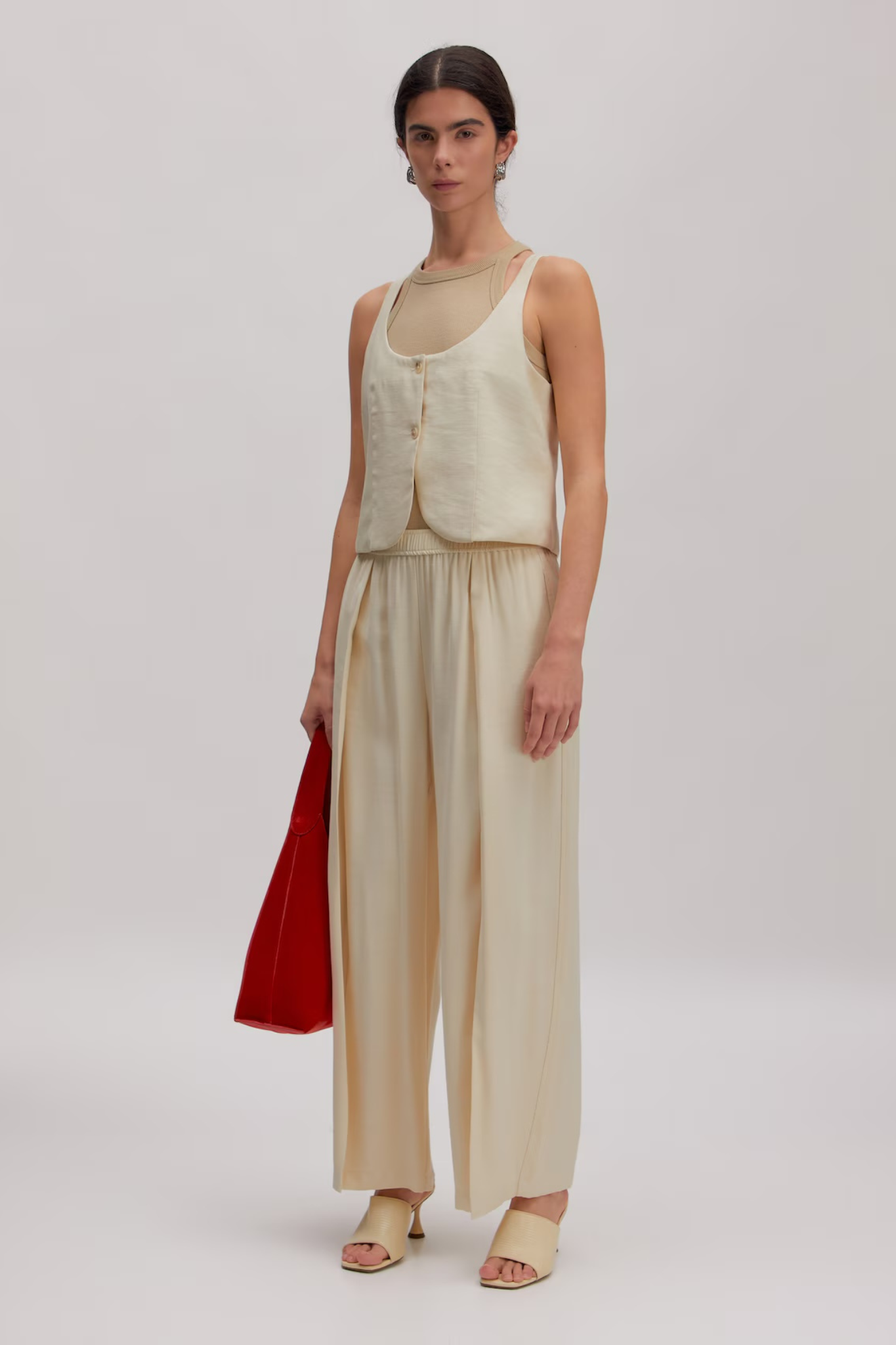 SIMONE TOP - ALMOND MILK