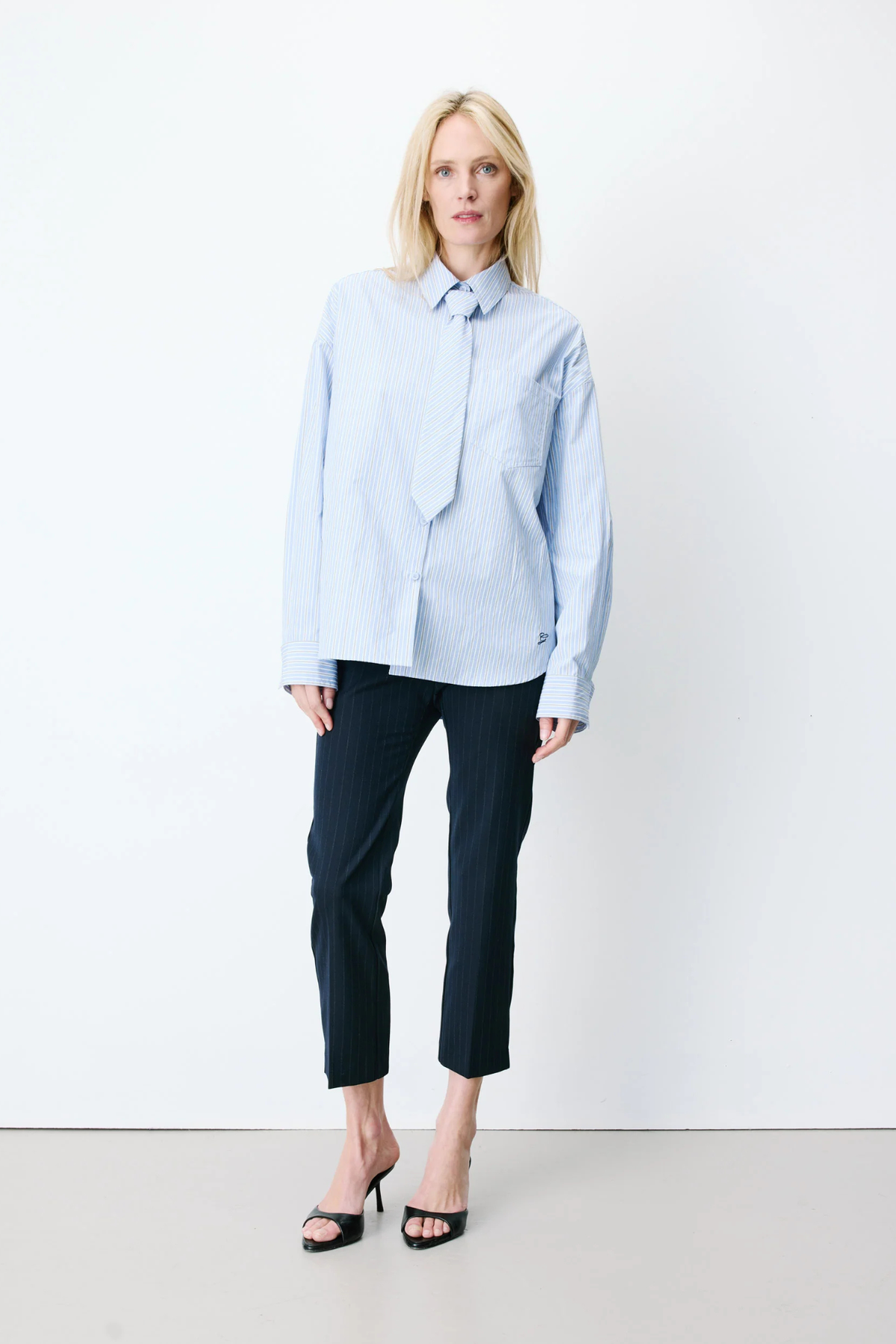 ATHENA SHIRT - SKY