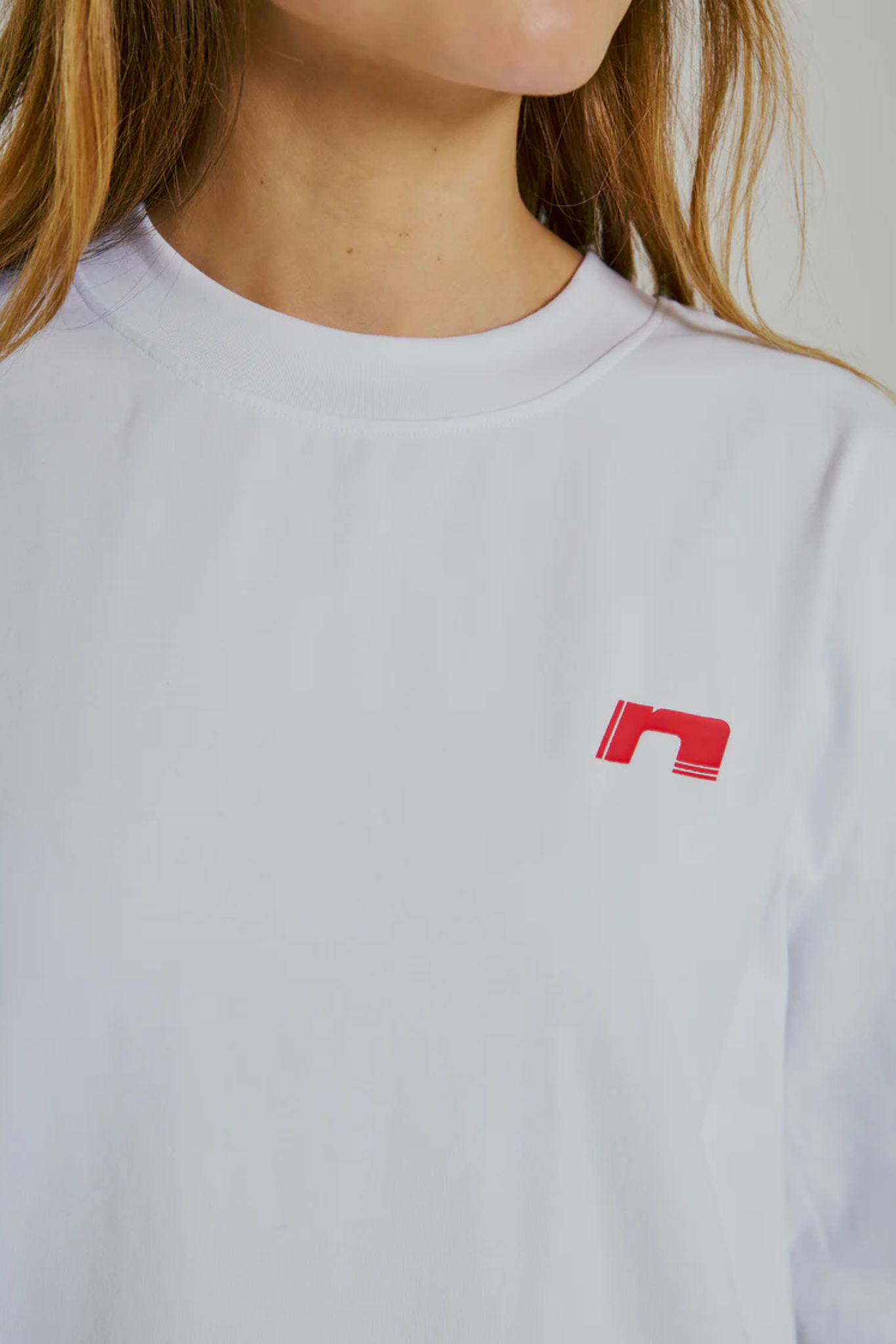 SANDA T-SHIRT - WHITE W. RED PRINT