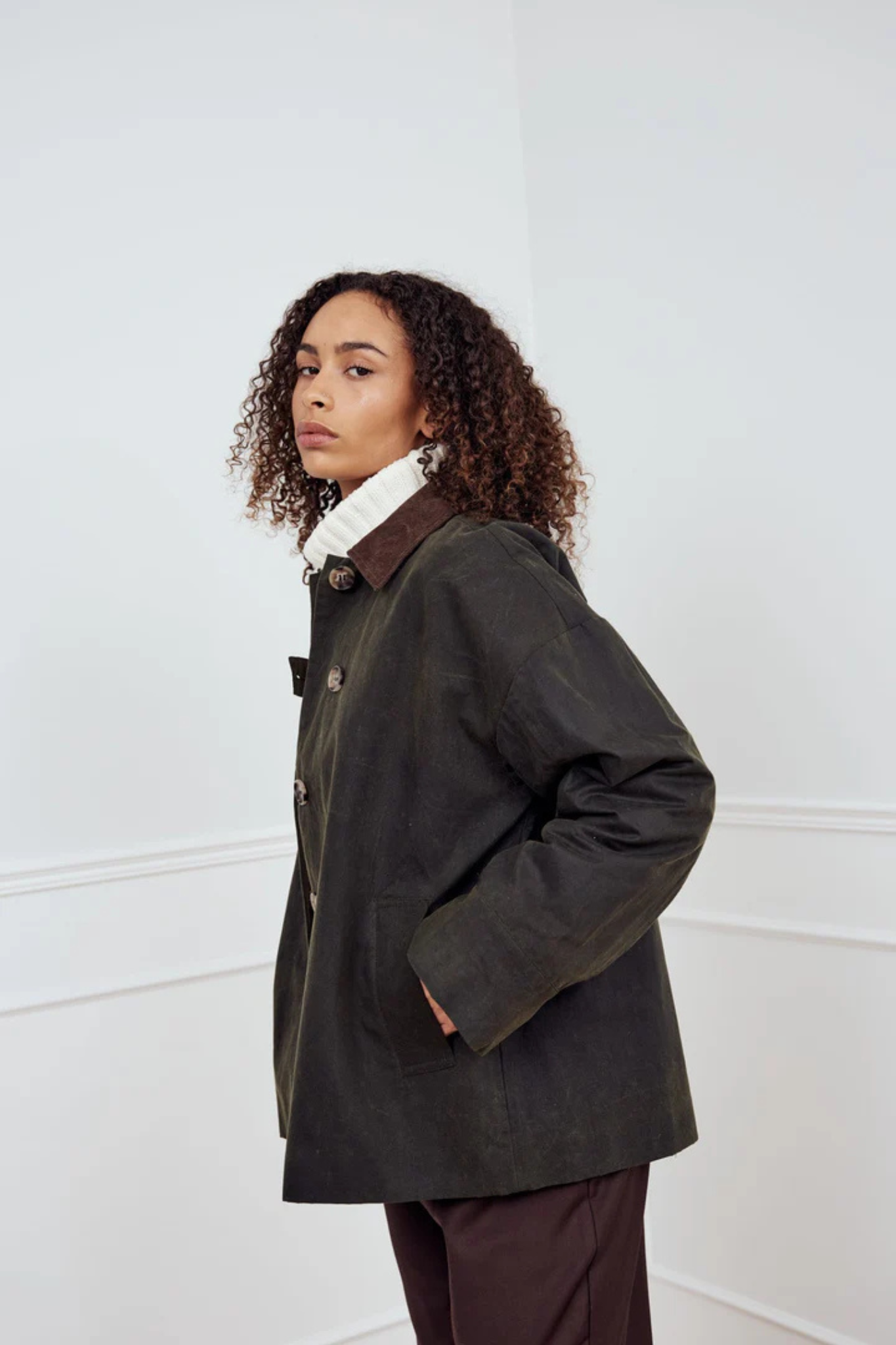 LUPITA JACKET - MILITARY GREEN