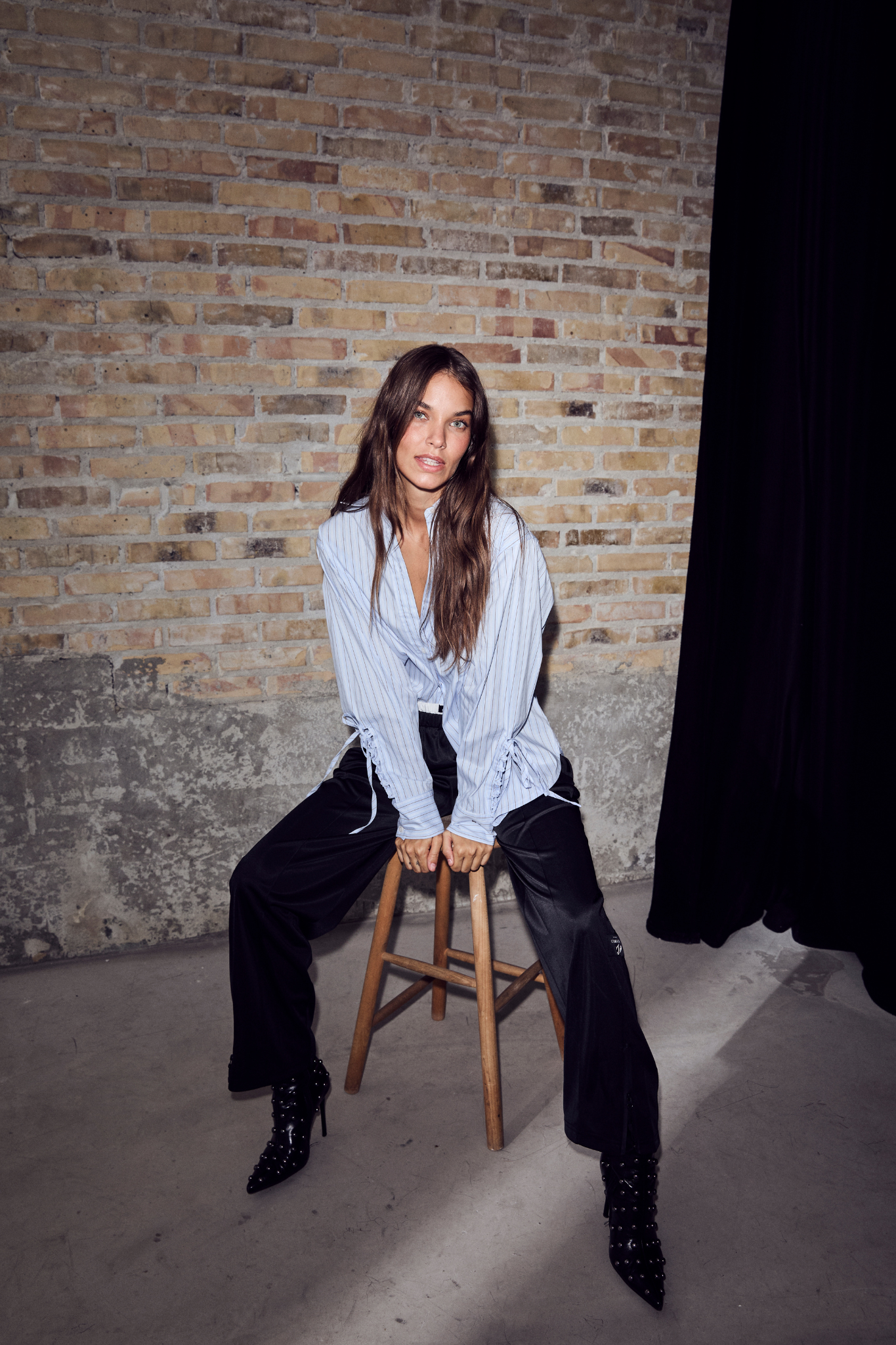 ALVINA TIE STRIPE SHIRT - PALE BLUE