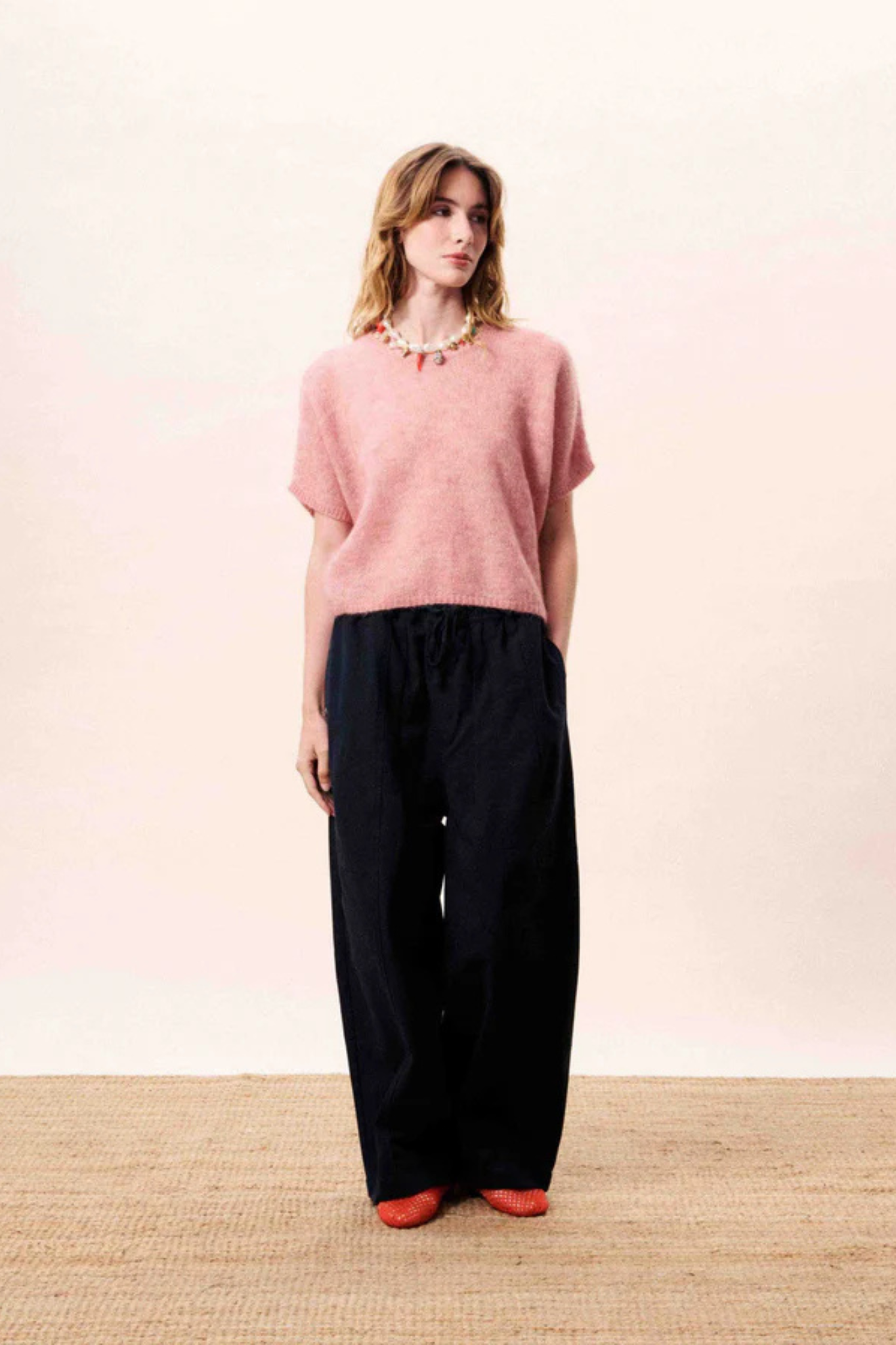 GOCTA SWEATER - PALE PINK