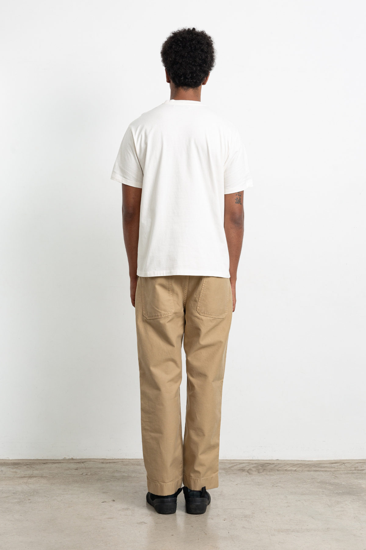 ROOM T-SHIRT - PLAIN OFF WHITE