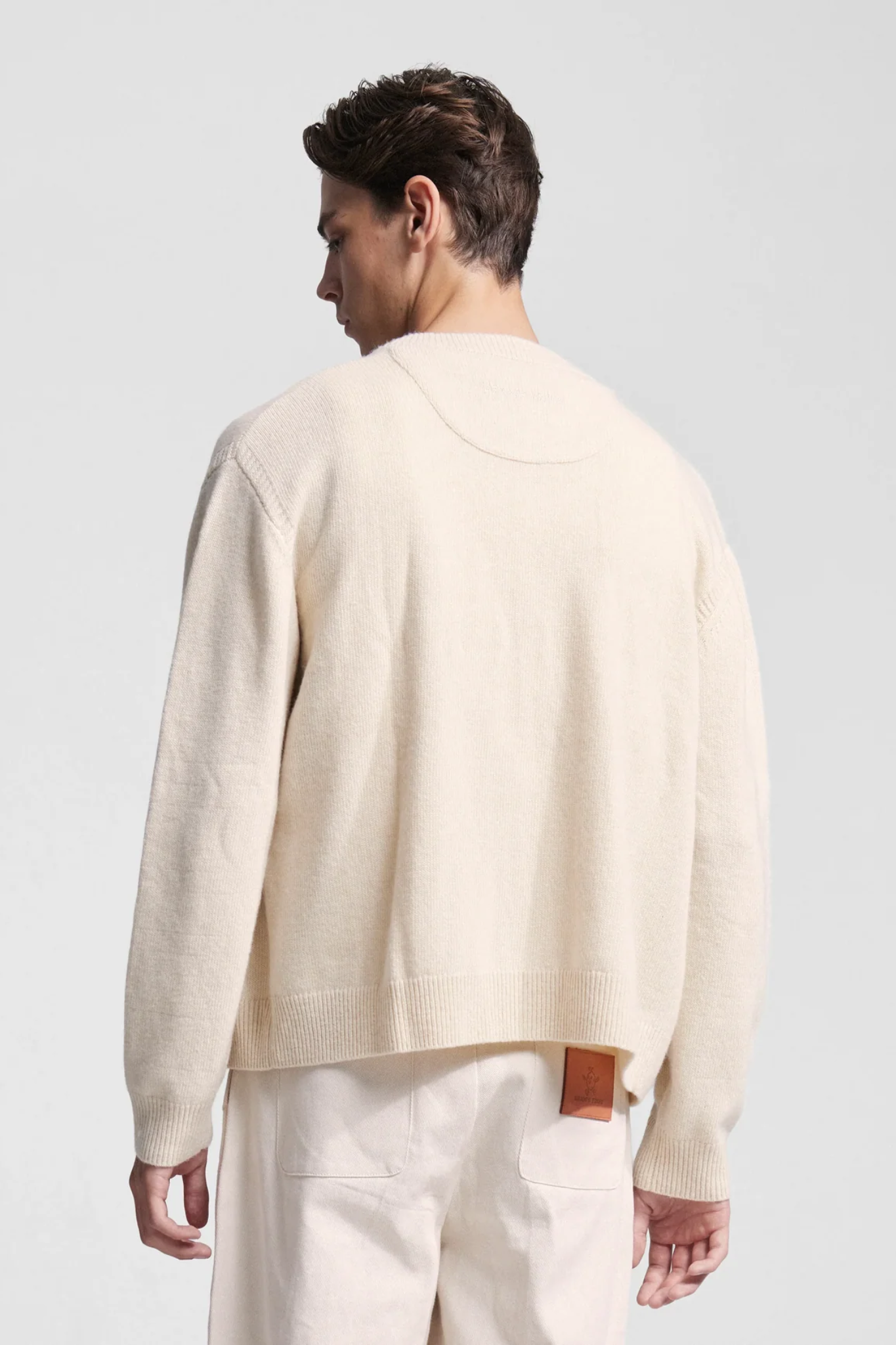 SCRIPT LOGO BUTTON UP KNIT - SAND