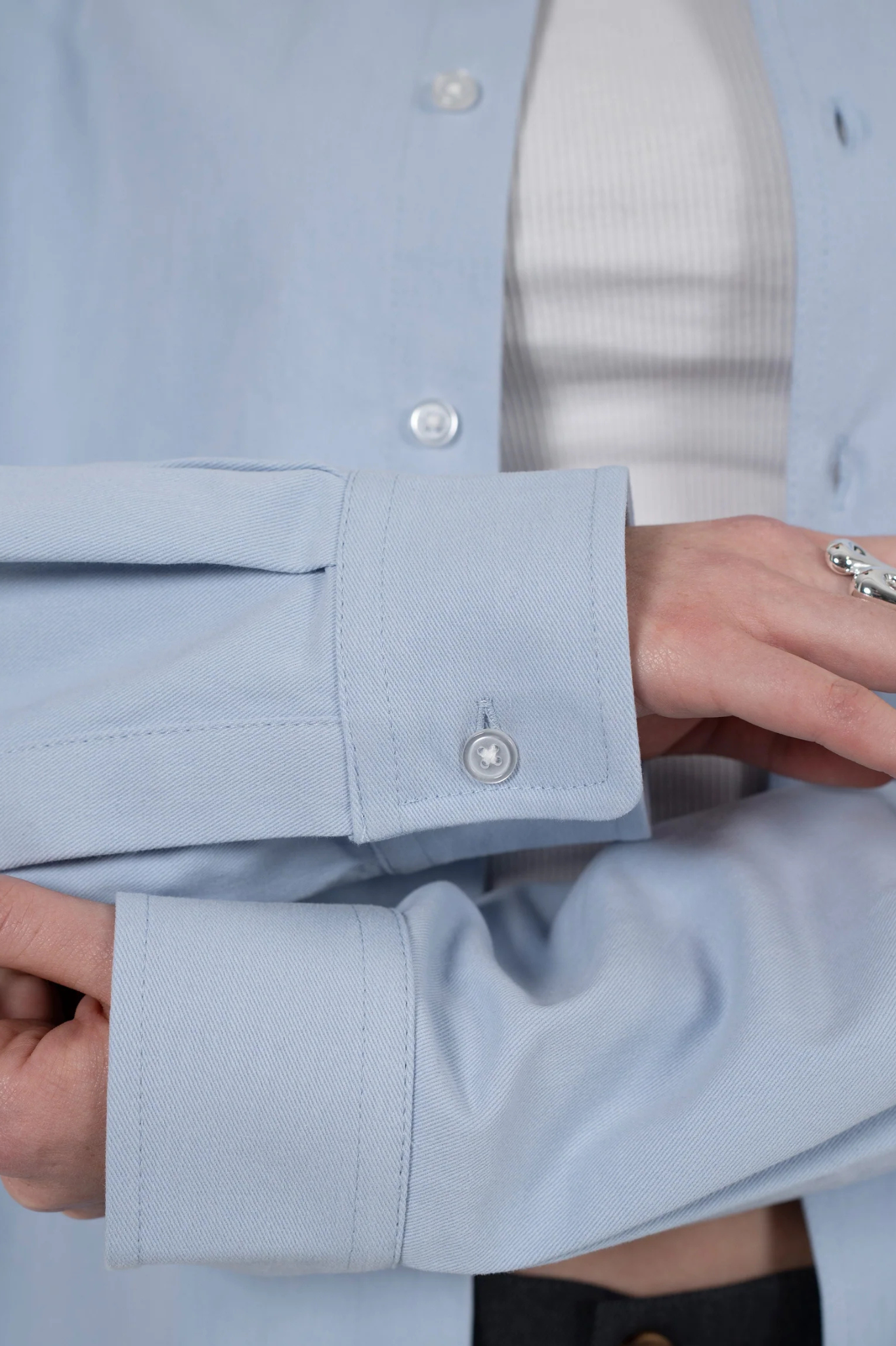 THE DRESS SHIRT - BLUE