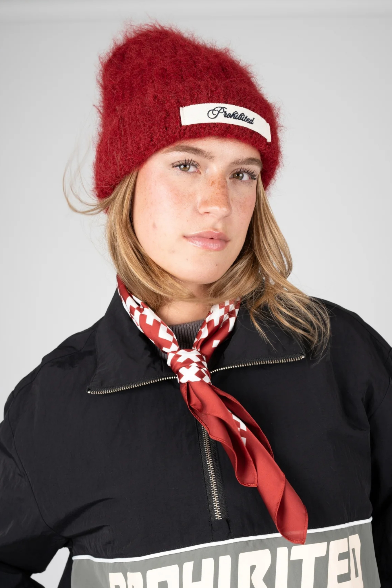 BACK IN THE DAYS SCARF - RED