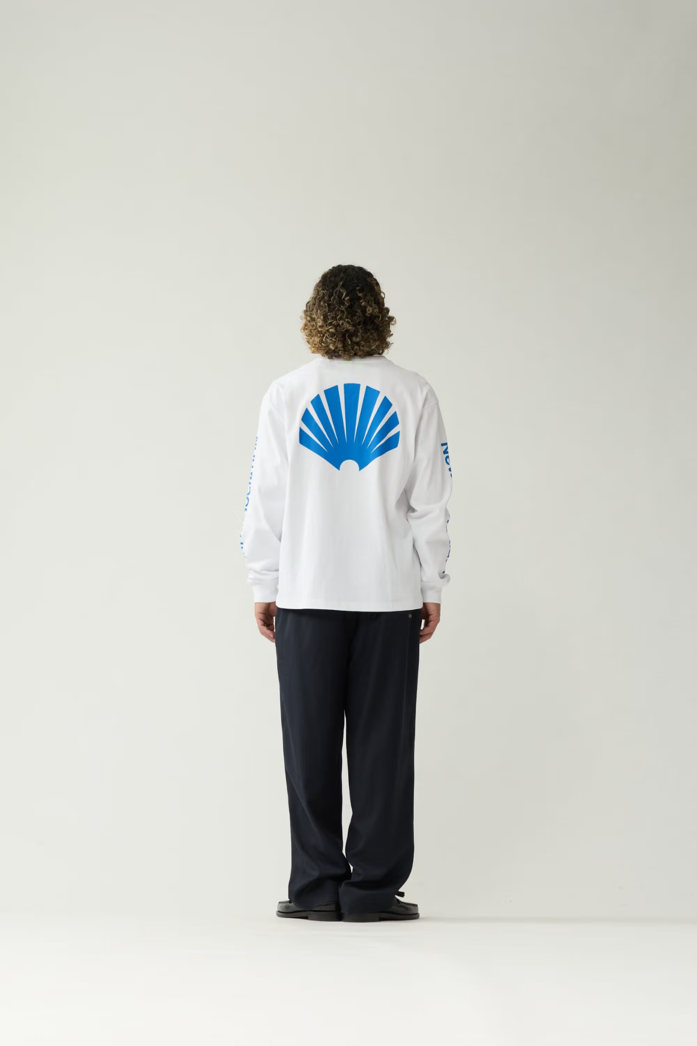 LOGO LONGSLEEVE T-SHIRT - WHITE/COBALT