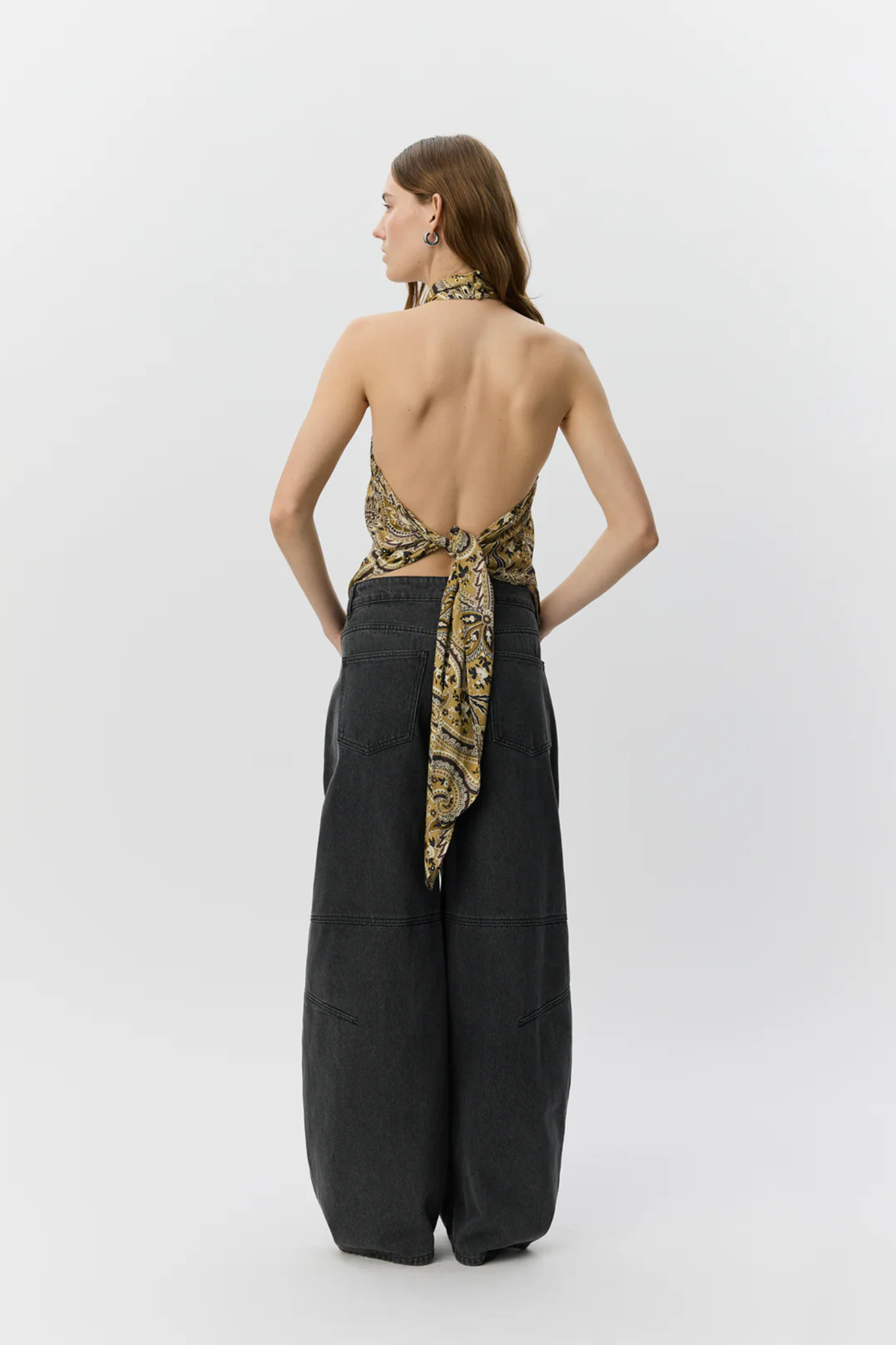 RAE PAISLEY PRINTED HALTERNECK TOP  - BRONZE MIX PAISLEY