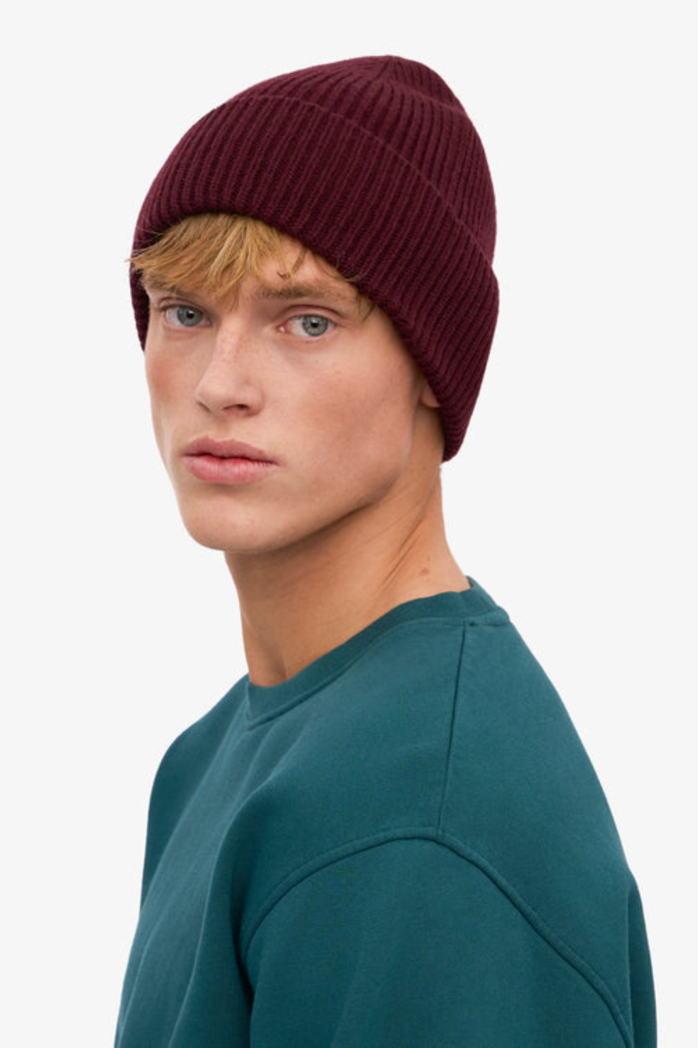 MERINO WOOL BEANIE - OXBLOOD RED