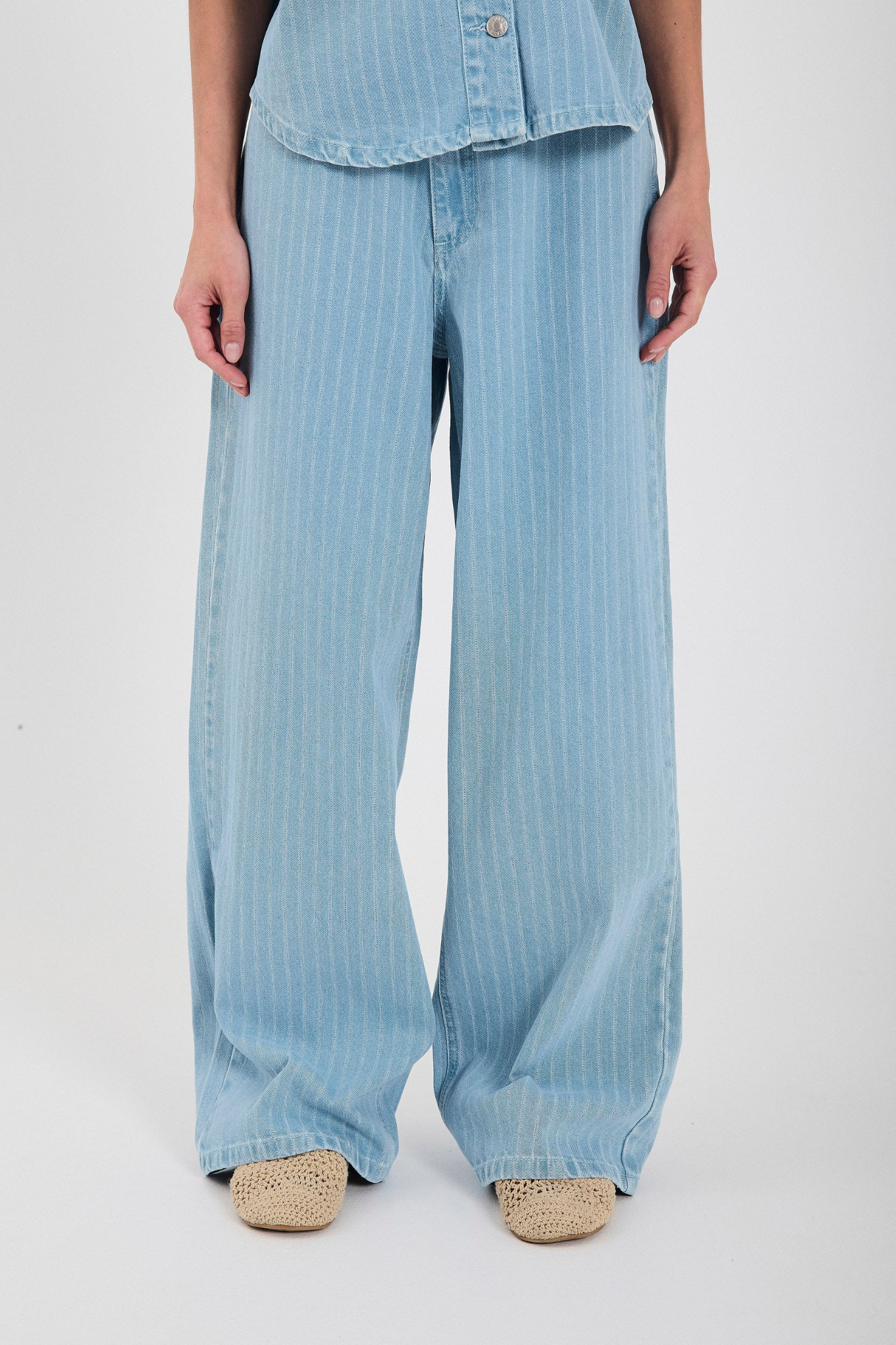 HANNALI WIDE JEANS - LIGHT BLUE STRIPE