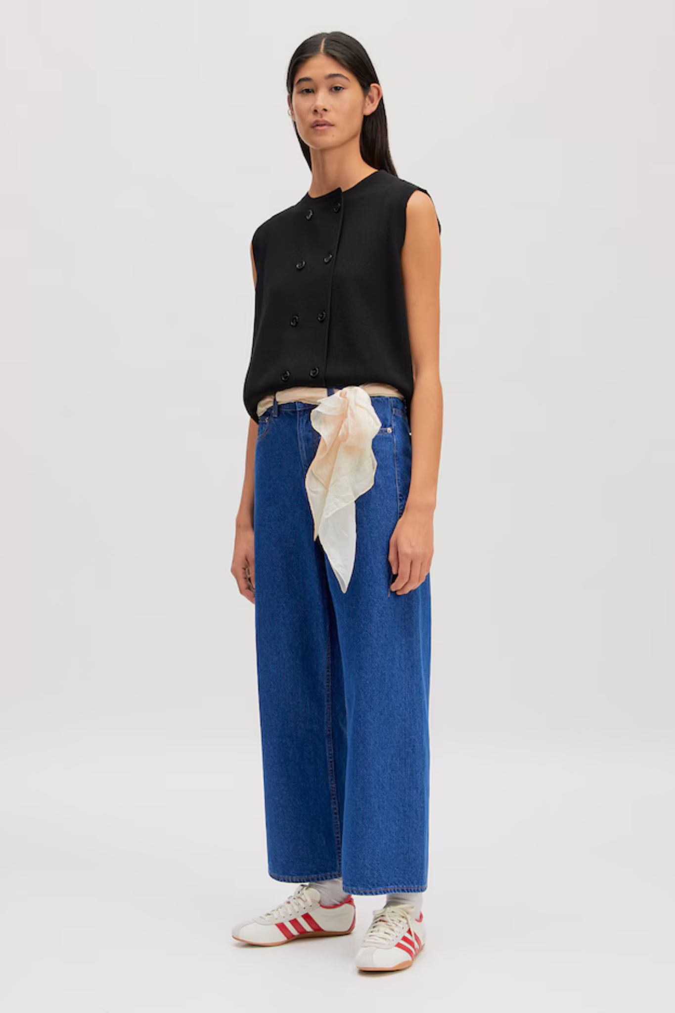 VAYA KNIT VEST - BLACK