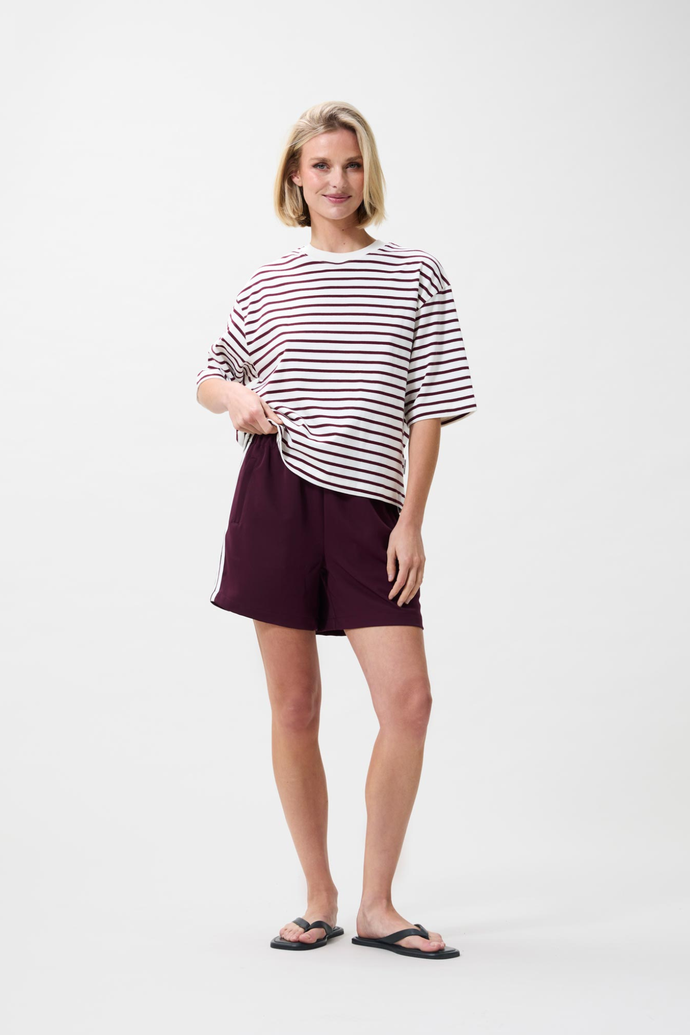LOOSE FIT STRIPED T-SHIRT - WINETASTING