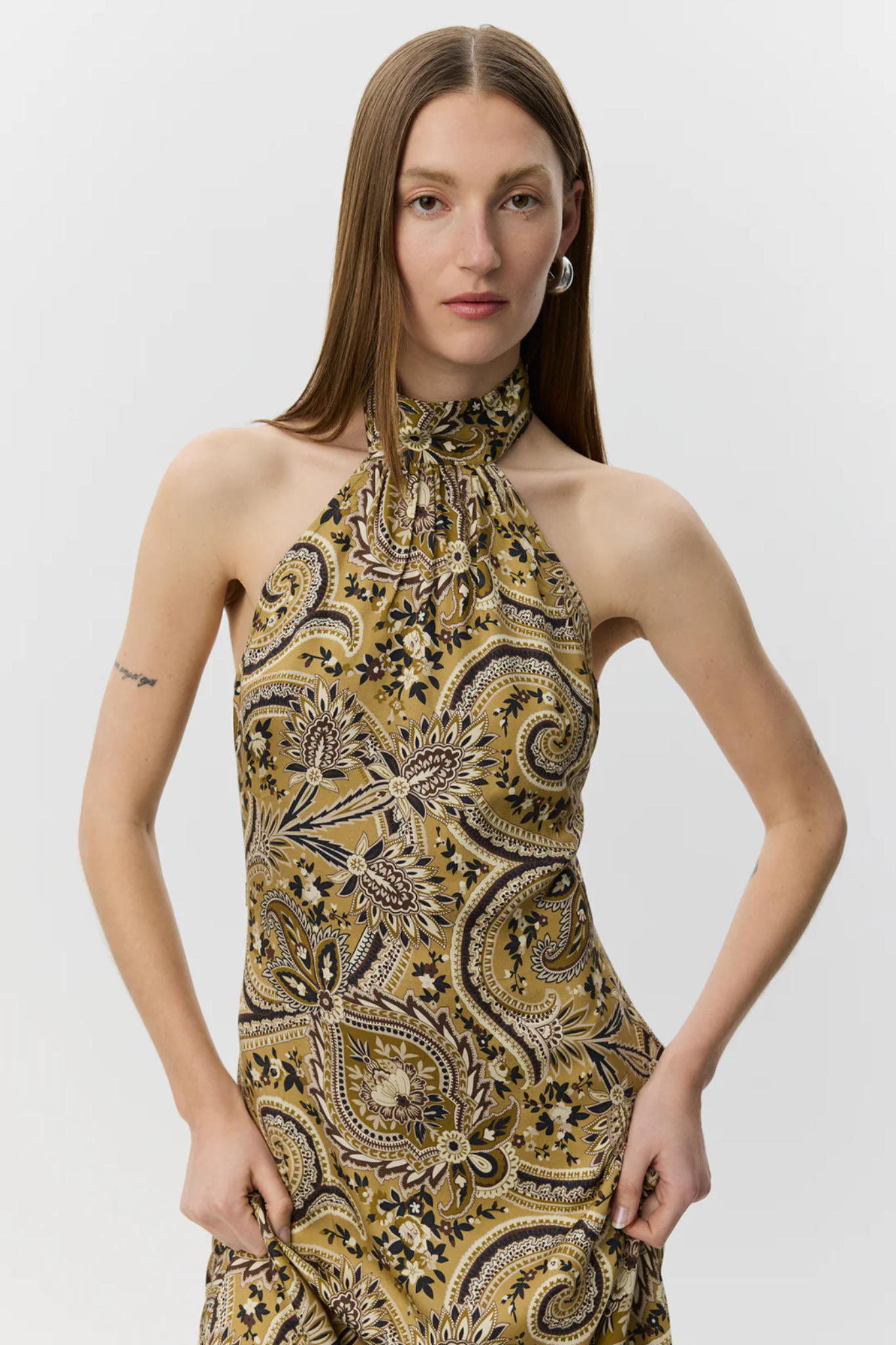 RAE PAISLEY PRINTED HALTERNECK TOP  - BRONZE MIX PAISLEY