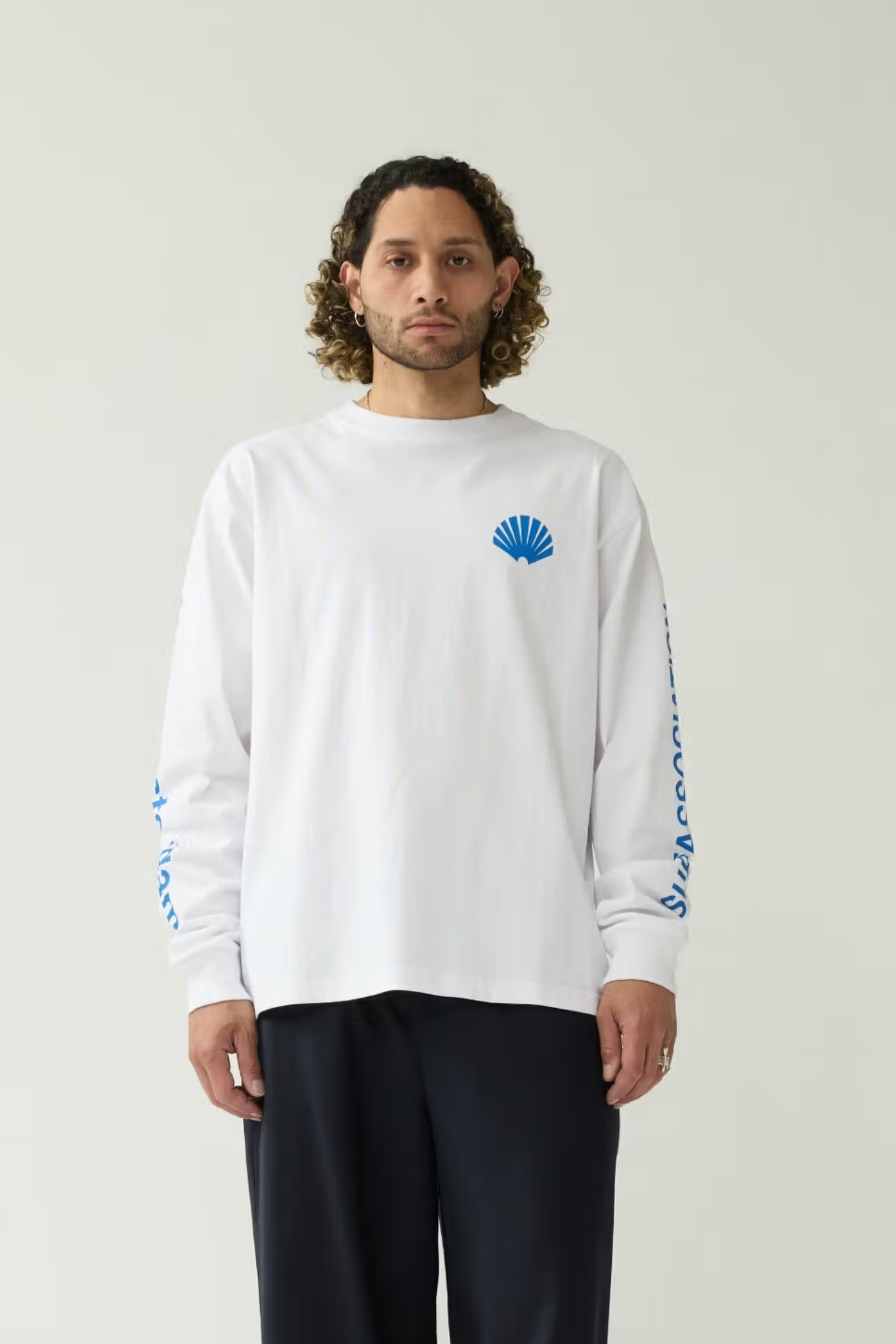 LOGO LONGSLEEVE T-SHIRT - WHITE/COBALT