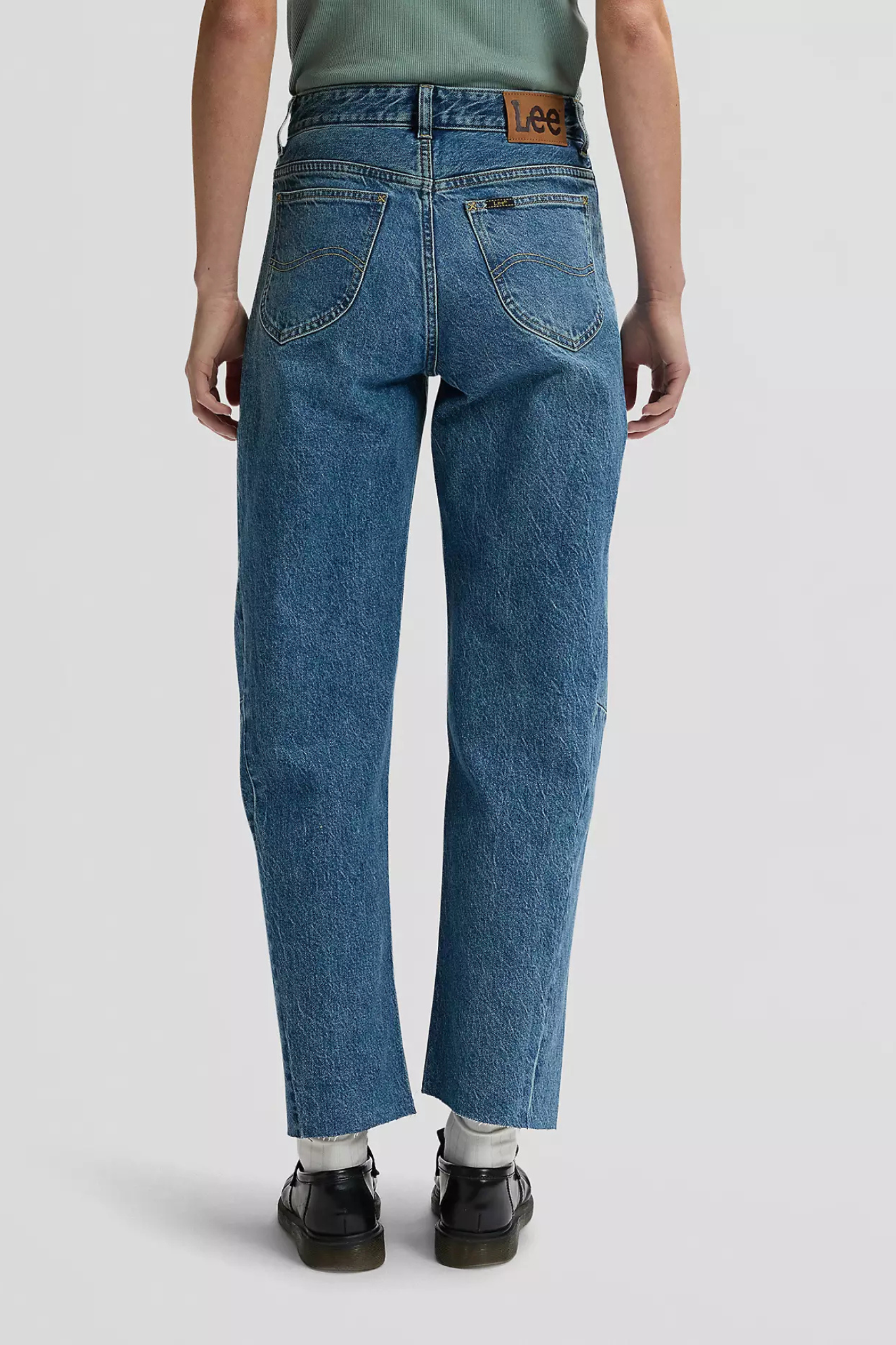 RIDER BARREL JEANS - STAY GROUNDED