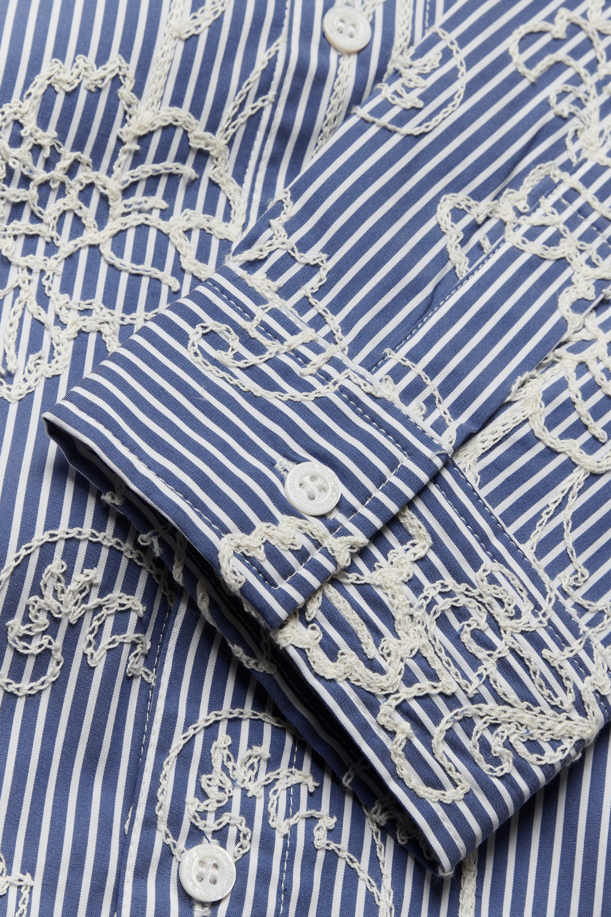 BROOKS EMB SHIRT - BLUE/WHITE