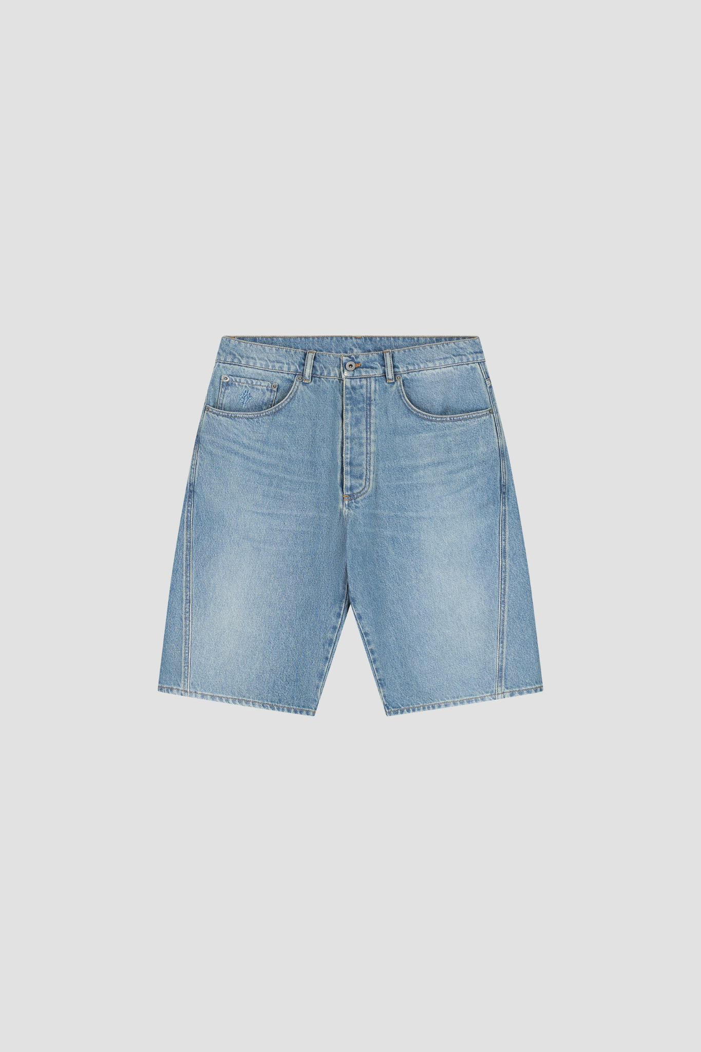 DENIM SHORTS - LIGHT INDIGO