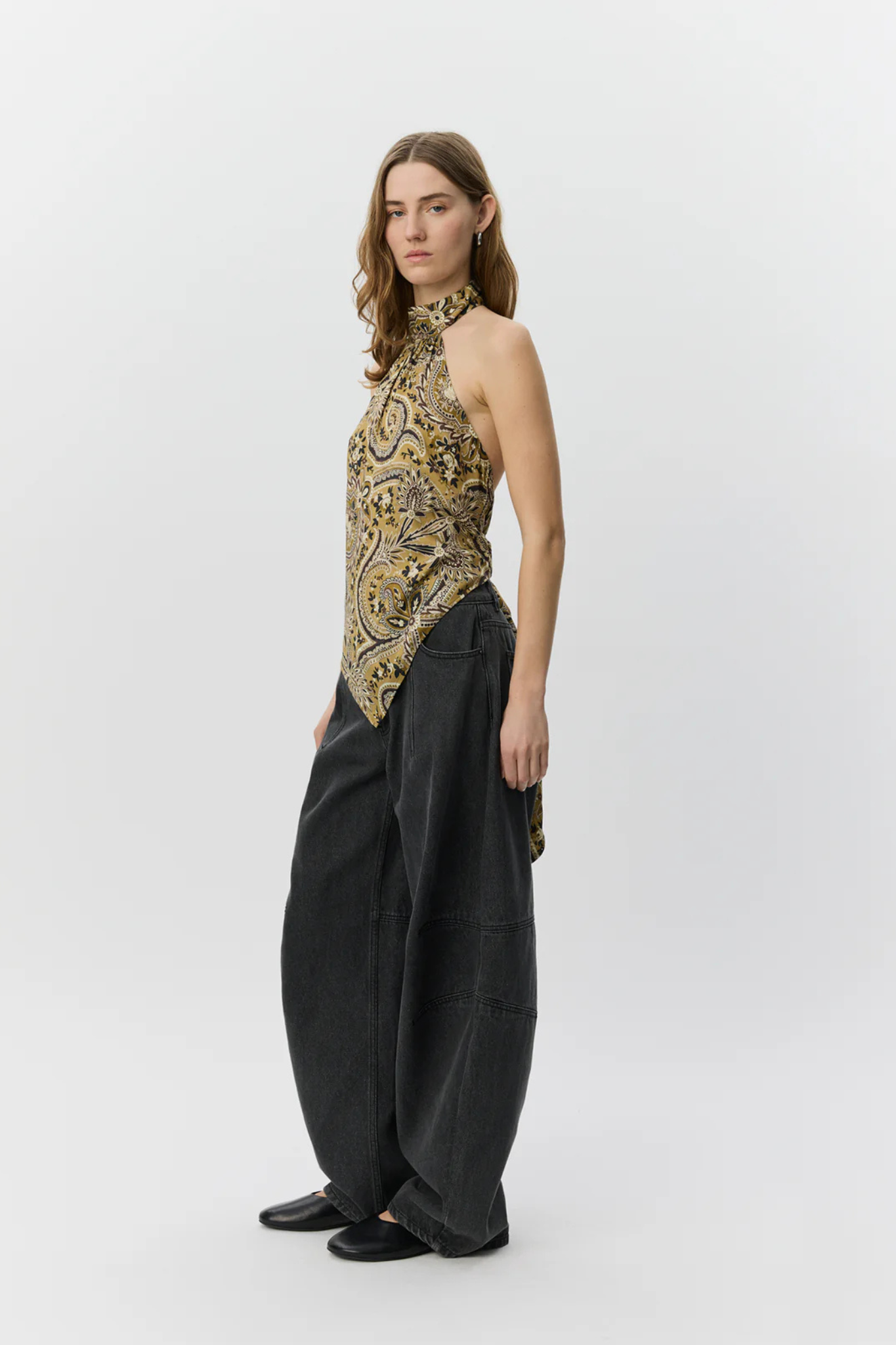 RAE PAISLEY PRINTED HALTERNECK TOP  - BRONZE MIX PAISLEY