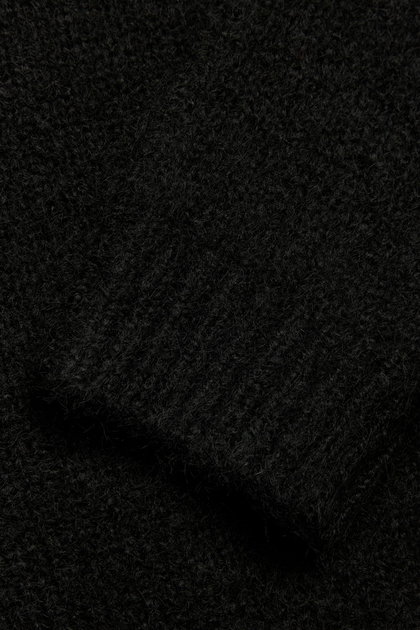 KURT MOHAIRY CREWNECK - BLACK
