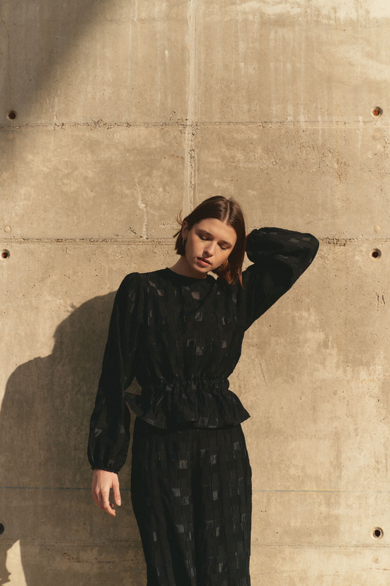MANHATTAN BLOUSE - BLACK