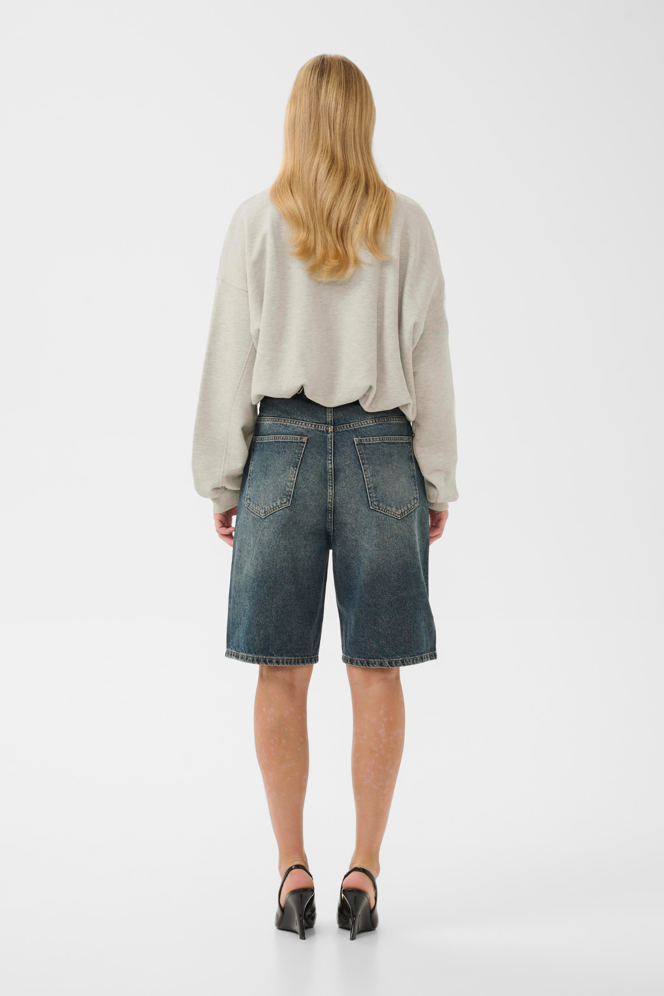KAHLA MEL SWEATSHIRT - ULTRA LIGHT GREY