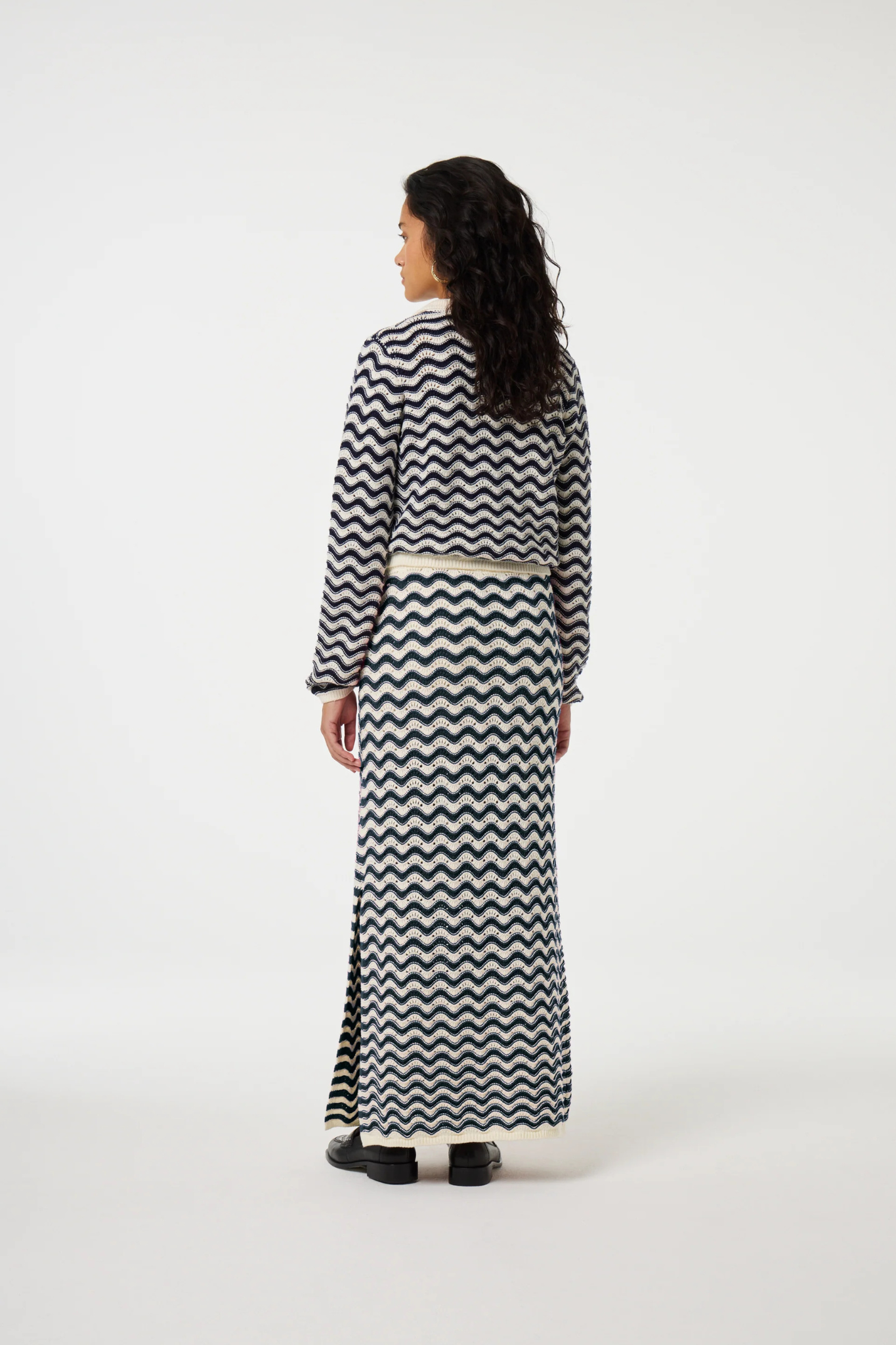 CARO CROCHET LONGSLEEVE CARDIGAN - AFTER MIDNIGHT BLUE