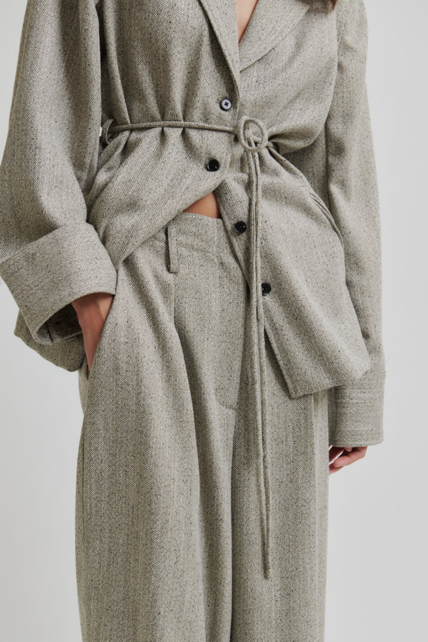 JUN PANTS - TRENCH COAT