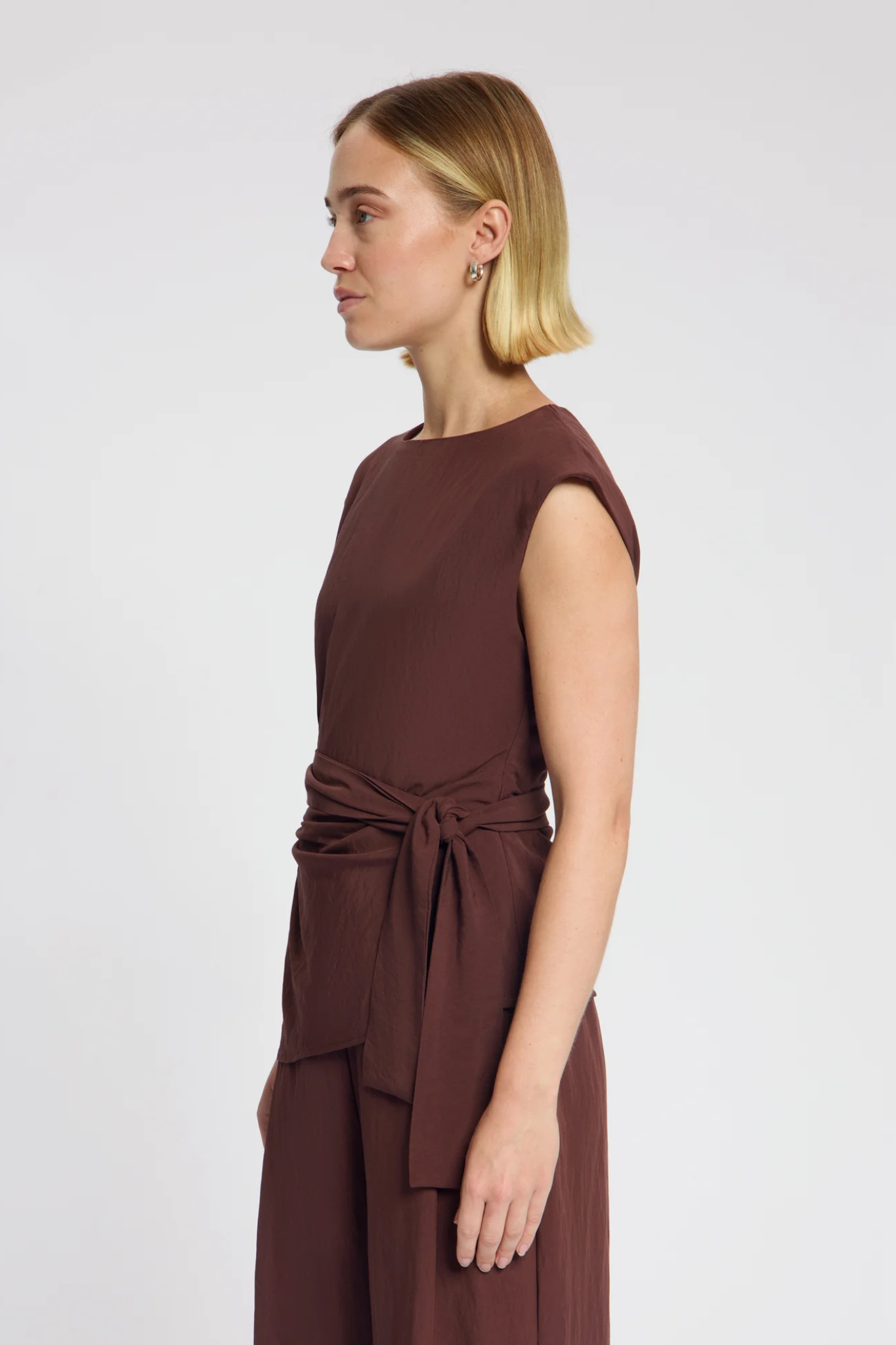 MADDIE TIE TOP - BORDAUX
