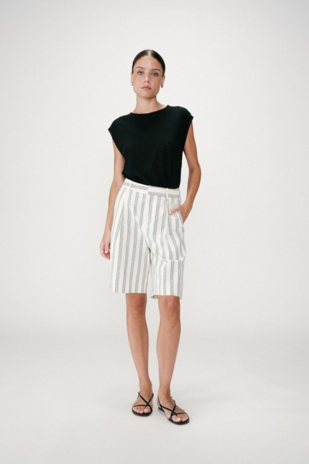 WELLO BERMUDA - ECRU STRIPE