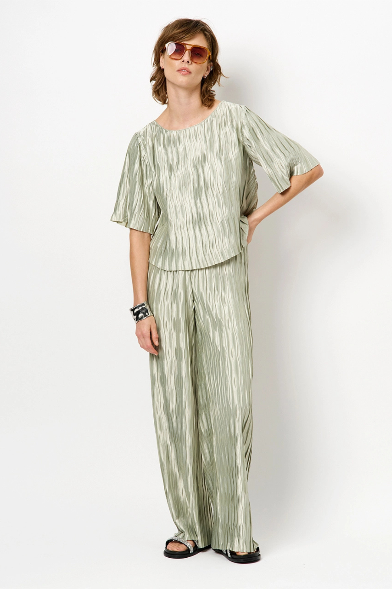 LELIA PLISSÉ TOP - SOFT PISTACHIO