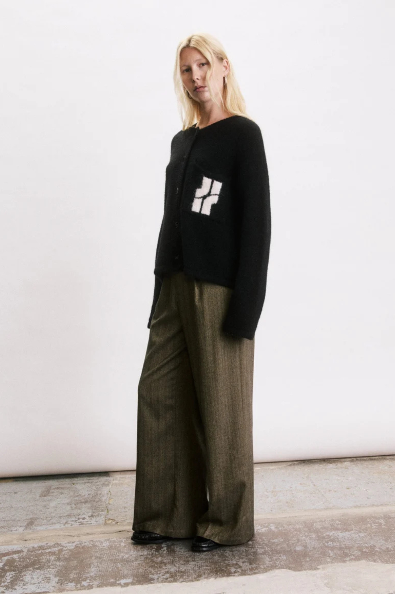 MACK PULL - BLACK