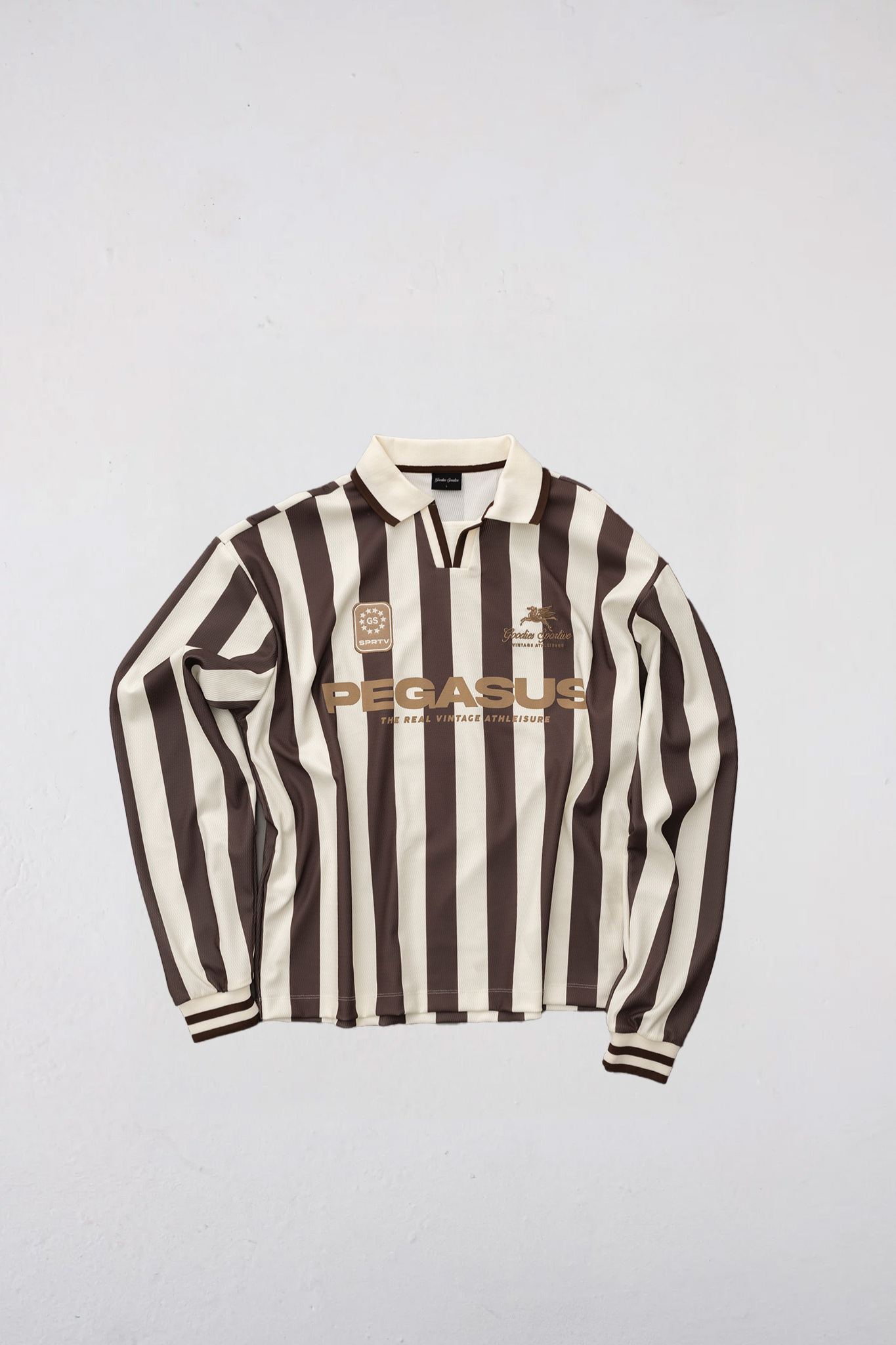 Goodies sportive cocoa vintage football t-shirt in chocolate and ecru. Front flatlay view