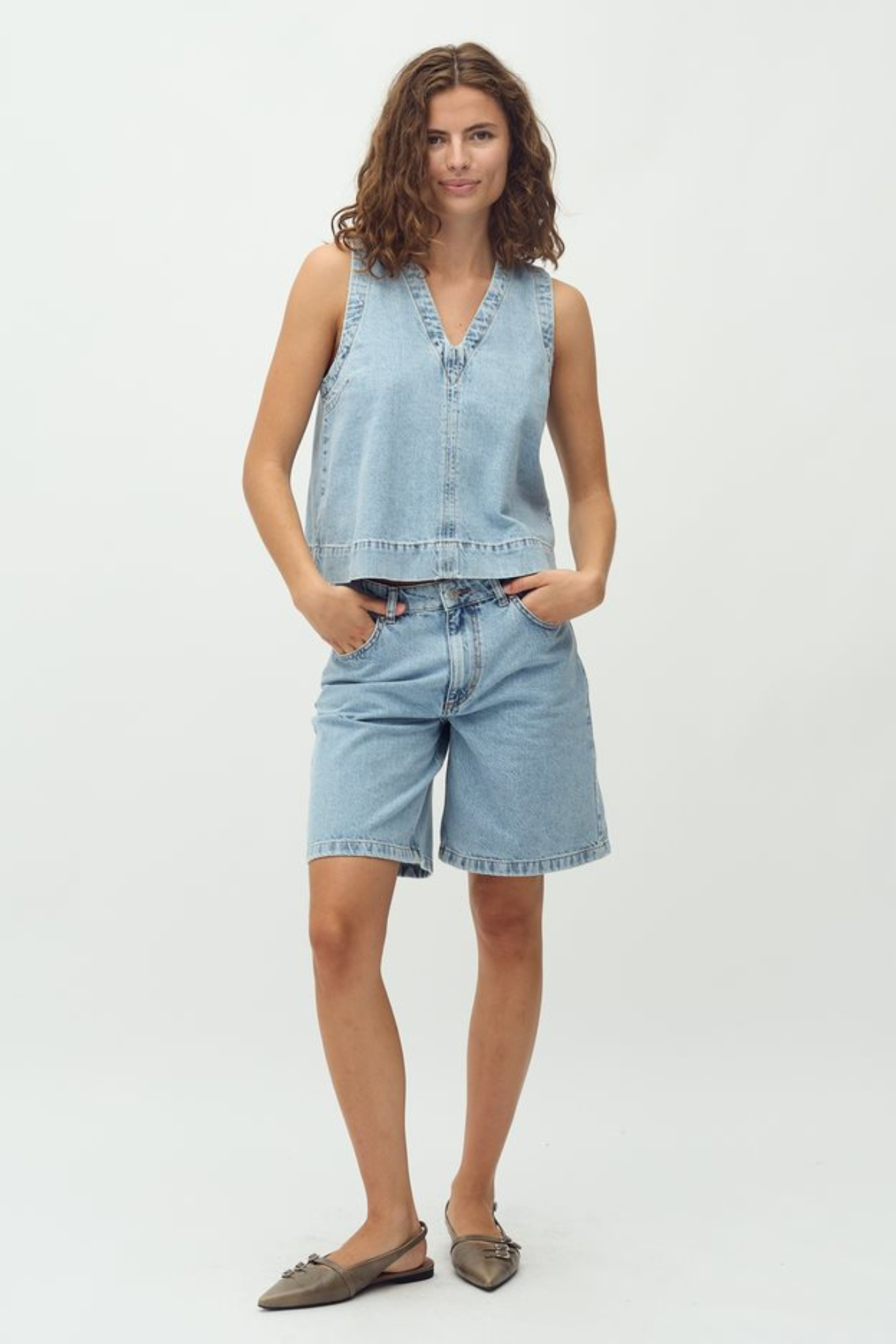 SANIRA MAYAFABS SHORT - VINTAGE LIGHT BLUE