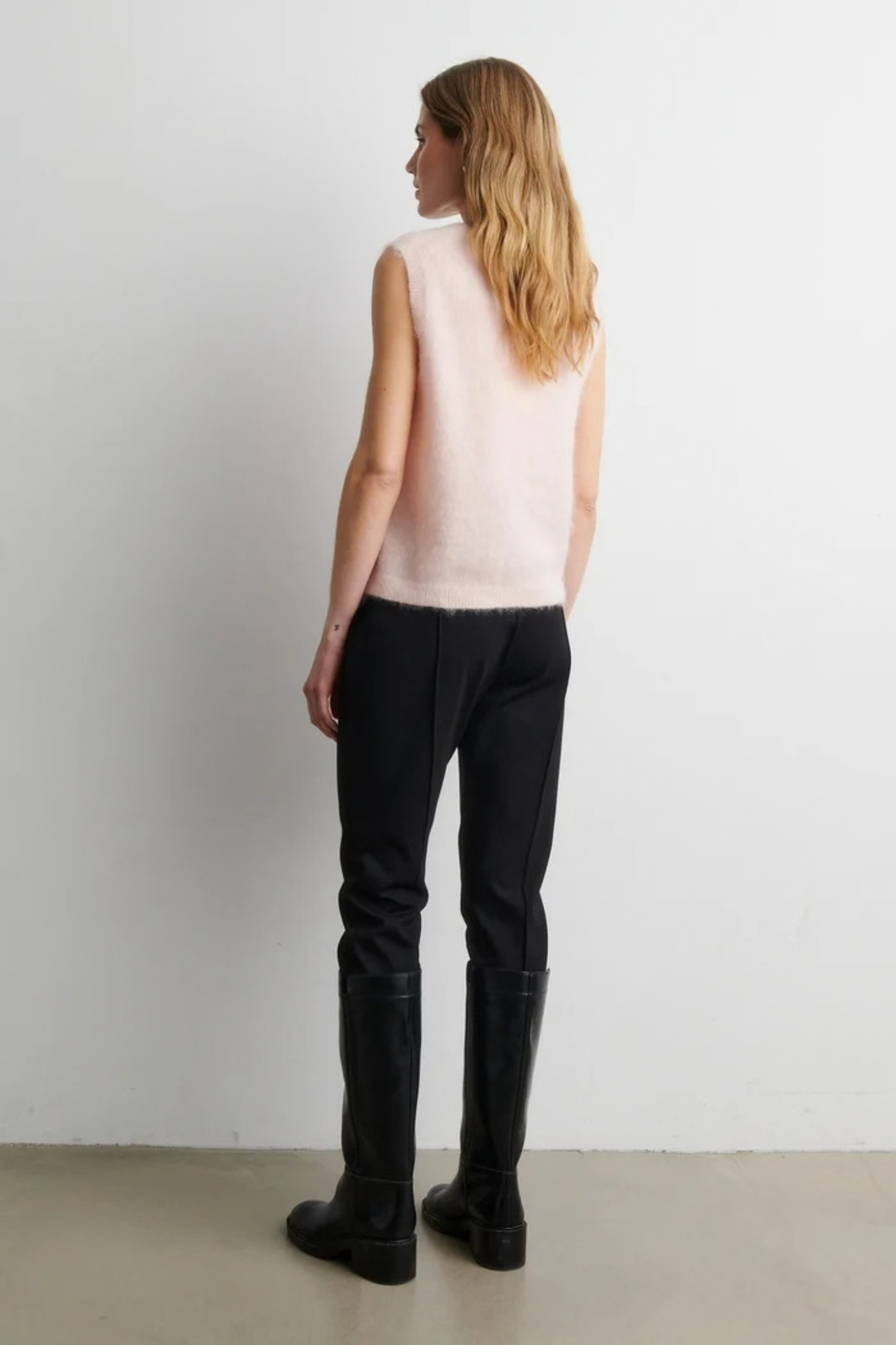 BROOK KNIT BUTTON VEST - PALE DOGWOOD