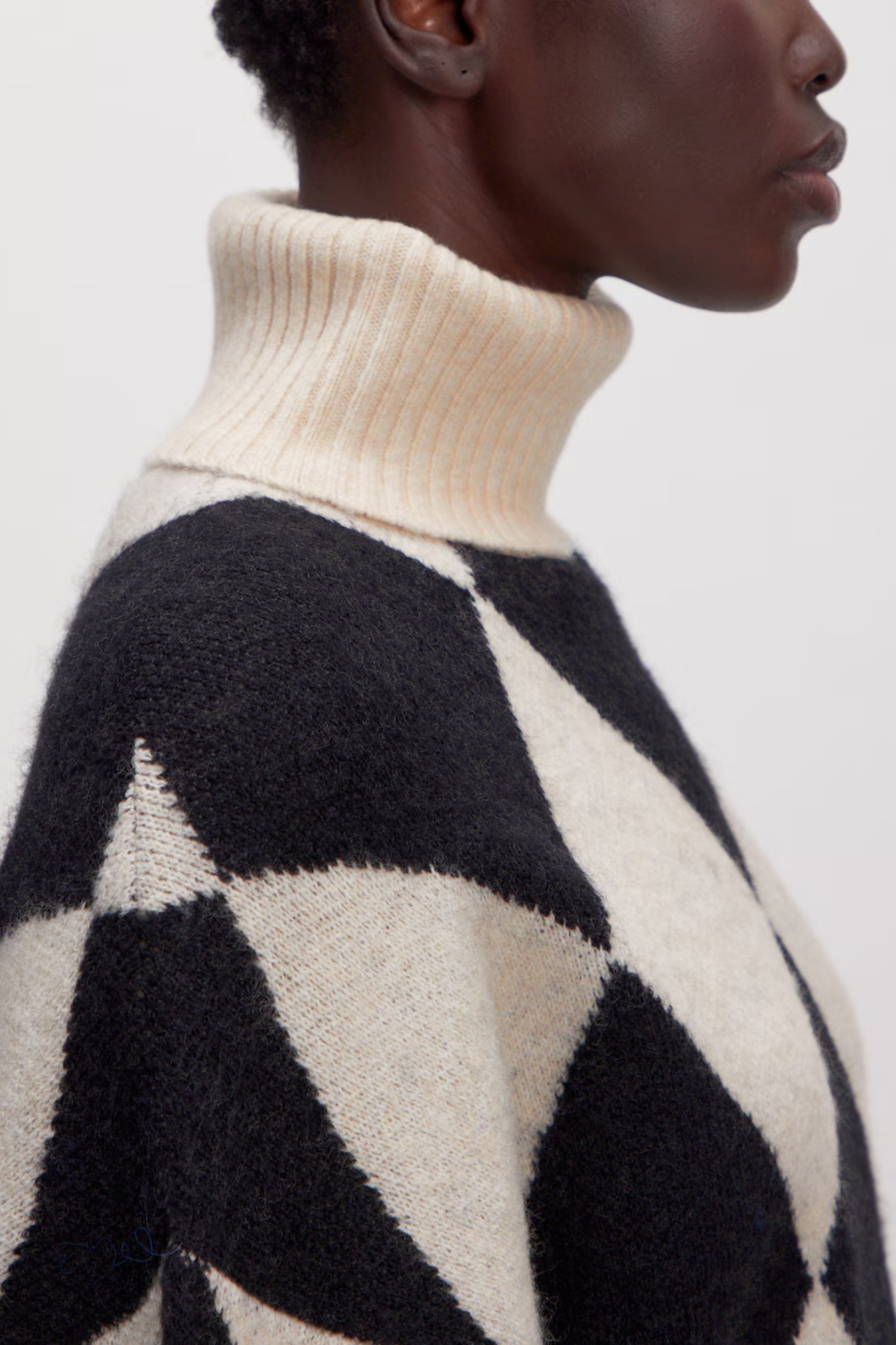 LAHELA WOOL JUMPER - JACQUARD BLACK/RAINY DAY