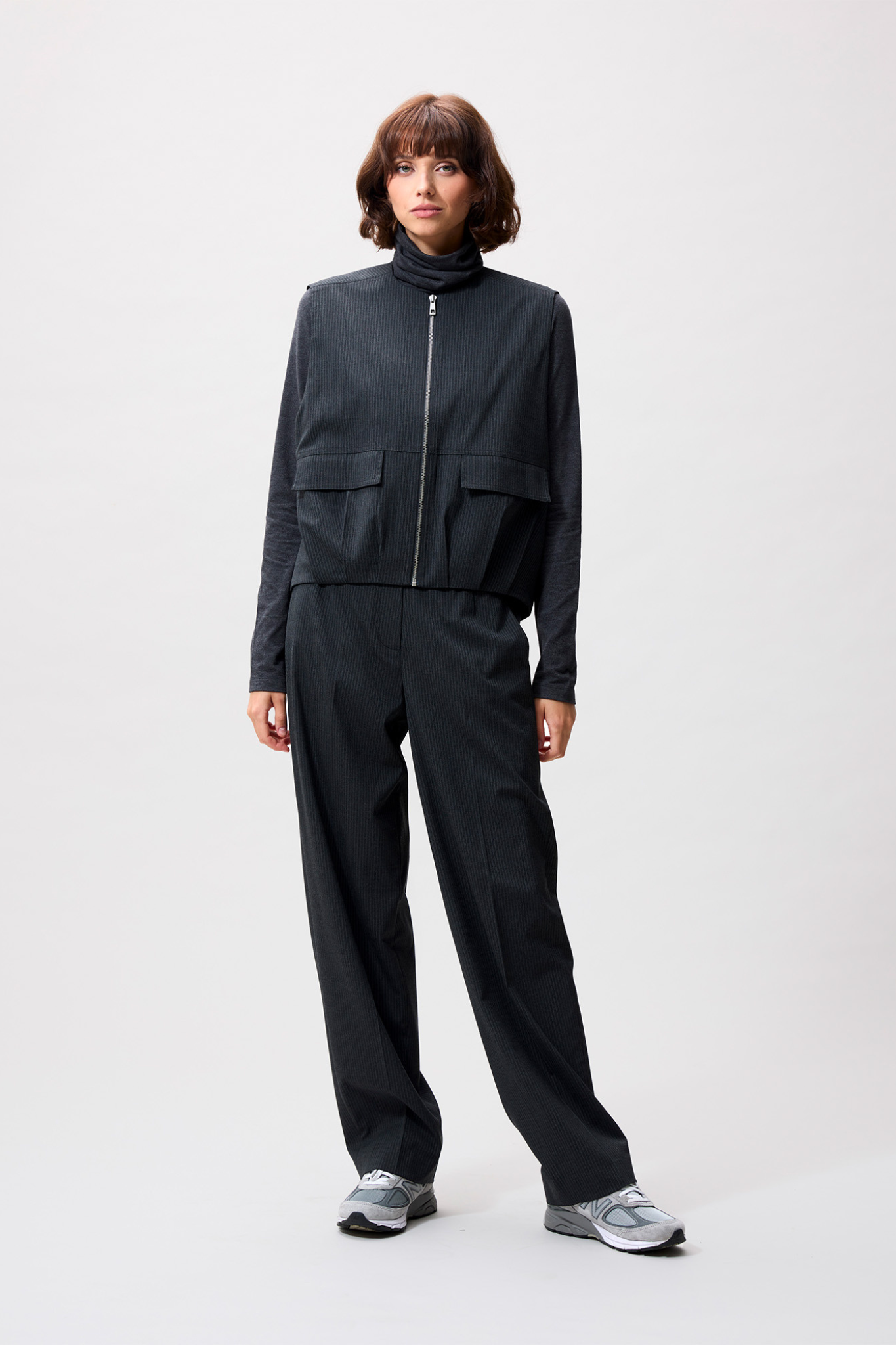 PINSTRIPE BODYWARMER VEST - DARK GREY MELANGE