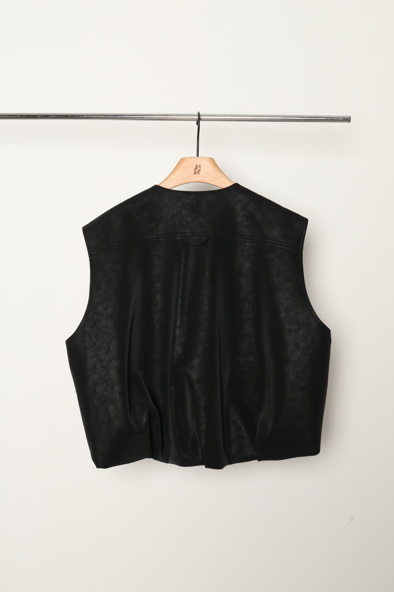 STACY VEST - BLACK