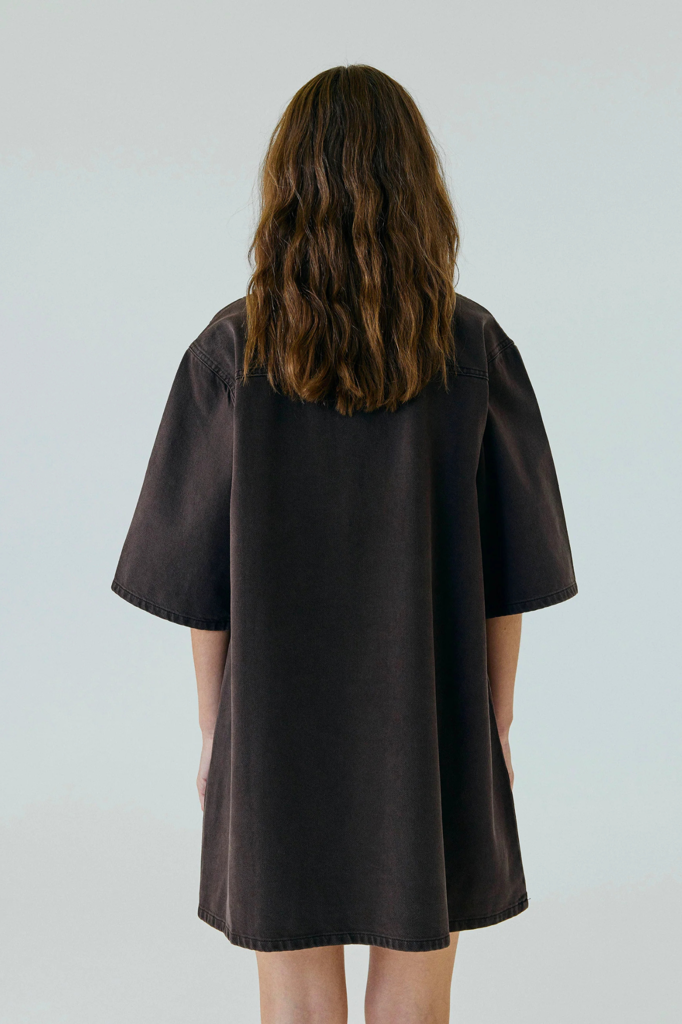 HANNALI V-NECK DENIM DRESS - BROWN WASHED