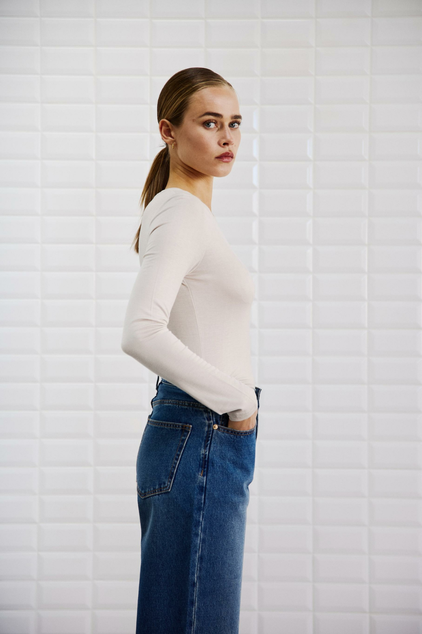 LOLA LS T-SHIRT - CLOUD WHITE