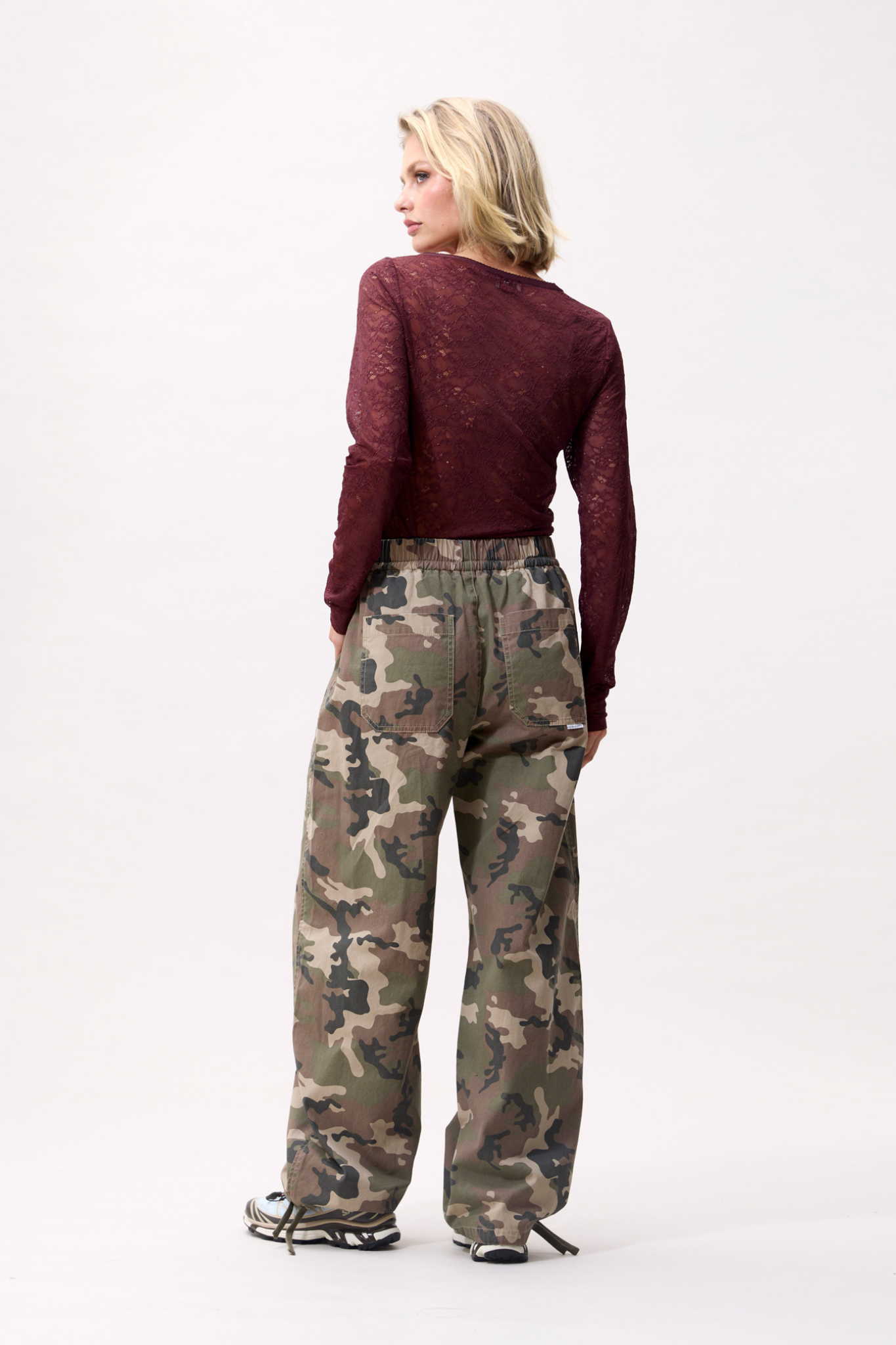 LACE LONG SLEEVE - MERLOT