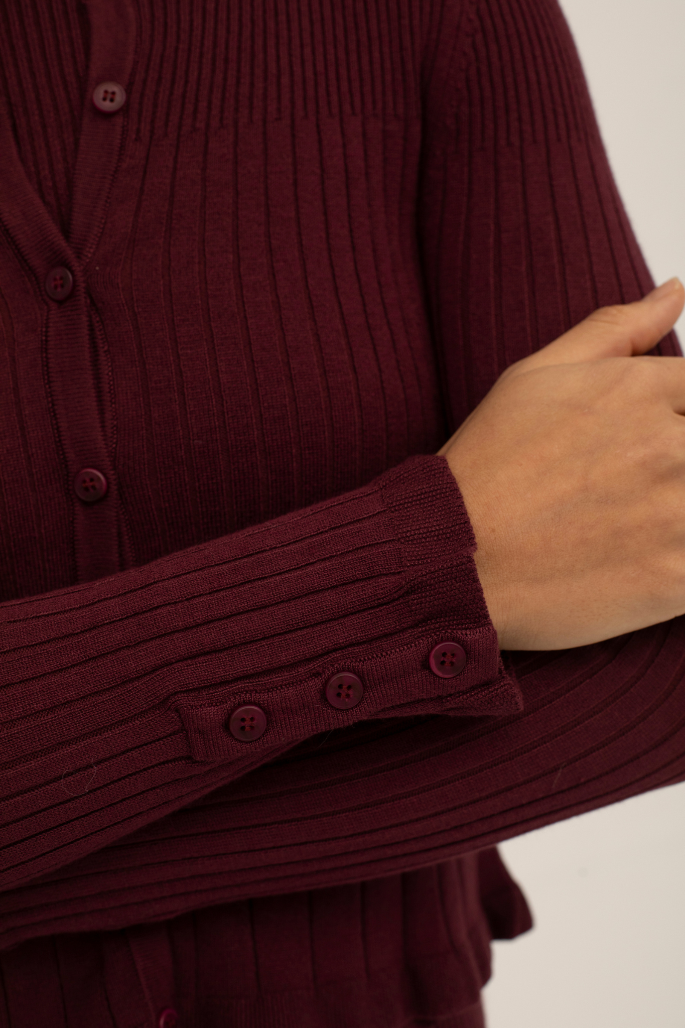 SUFOUH CARDIGAN - GARNET