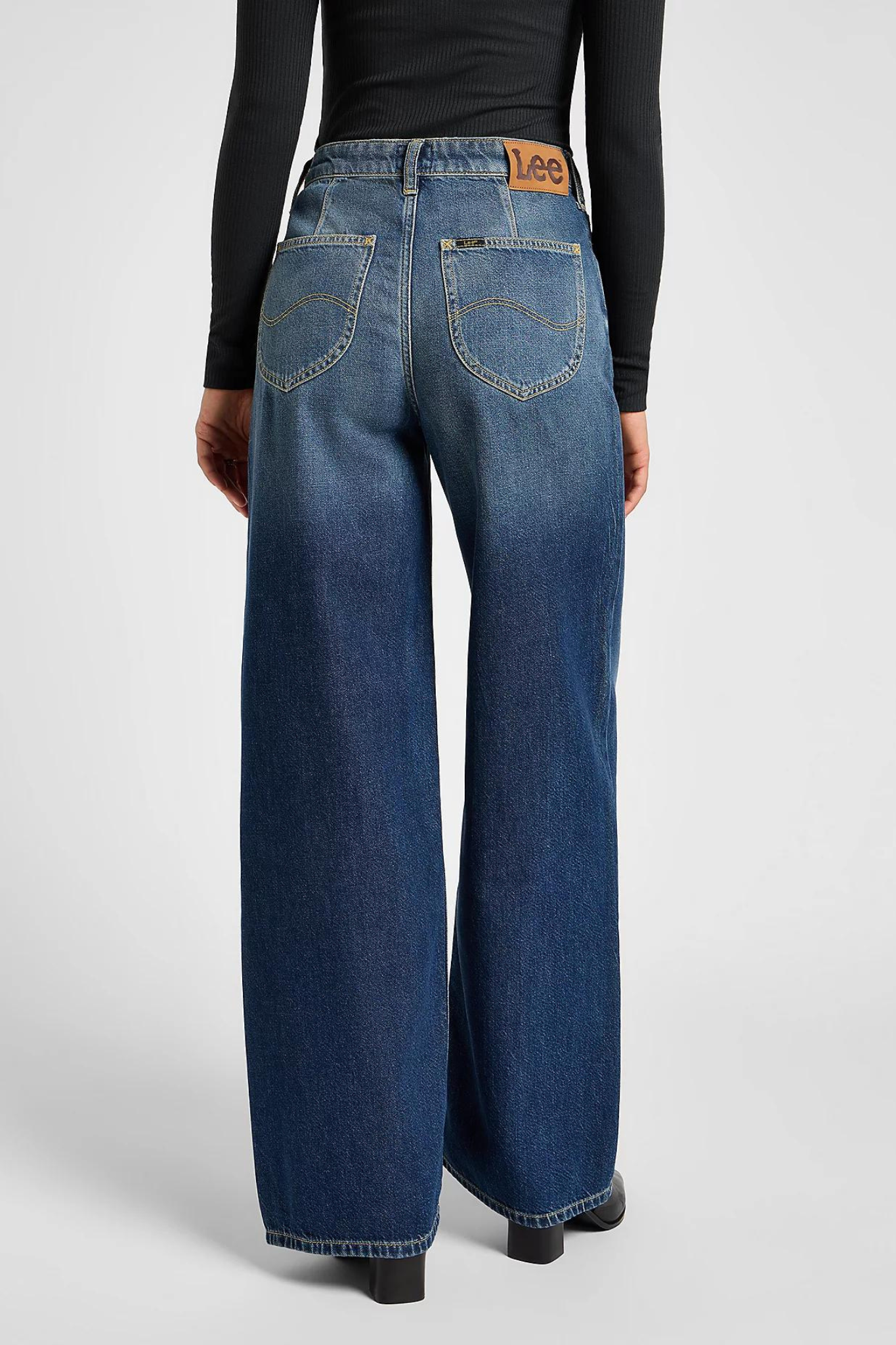 STELLA A LINE JEANS - SHARED INTEREST