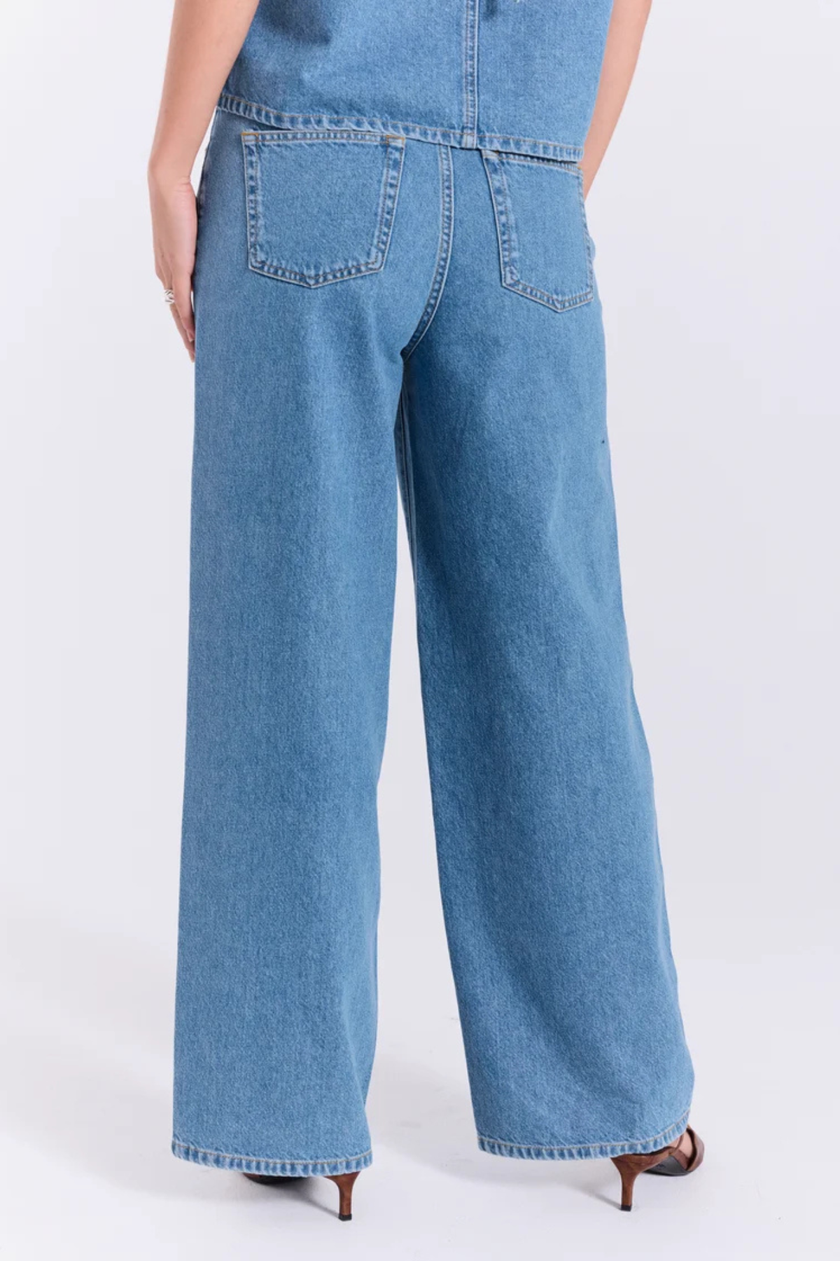 MAJA CUTLINE JEANS - MEDIUM BLUE DENIM