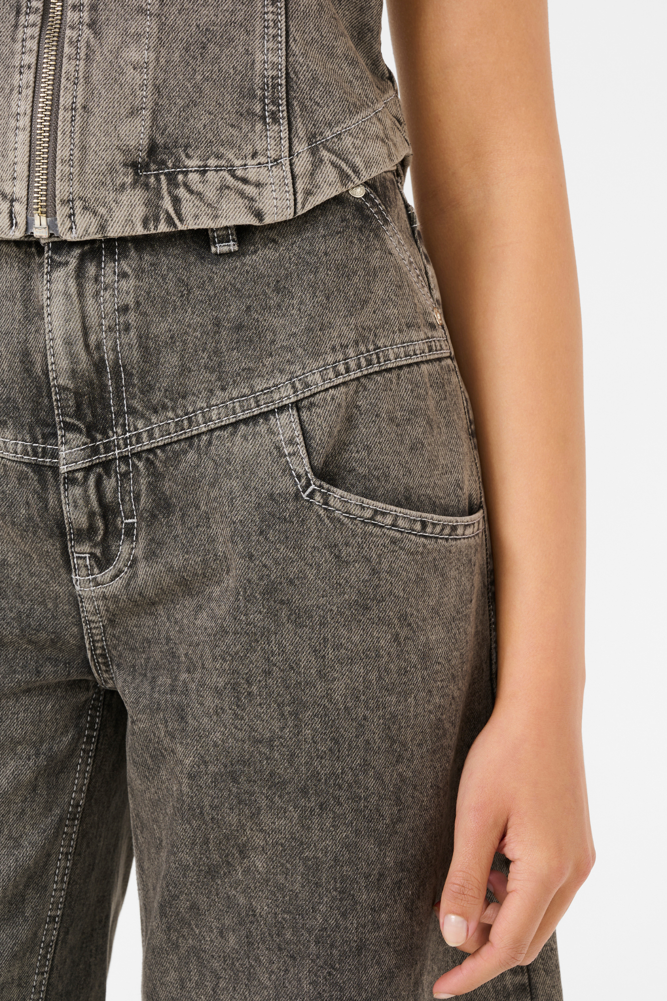 JOSIE HW BARREL JEANS - GREIGE DENI