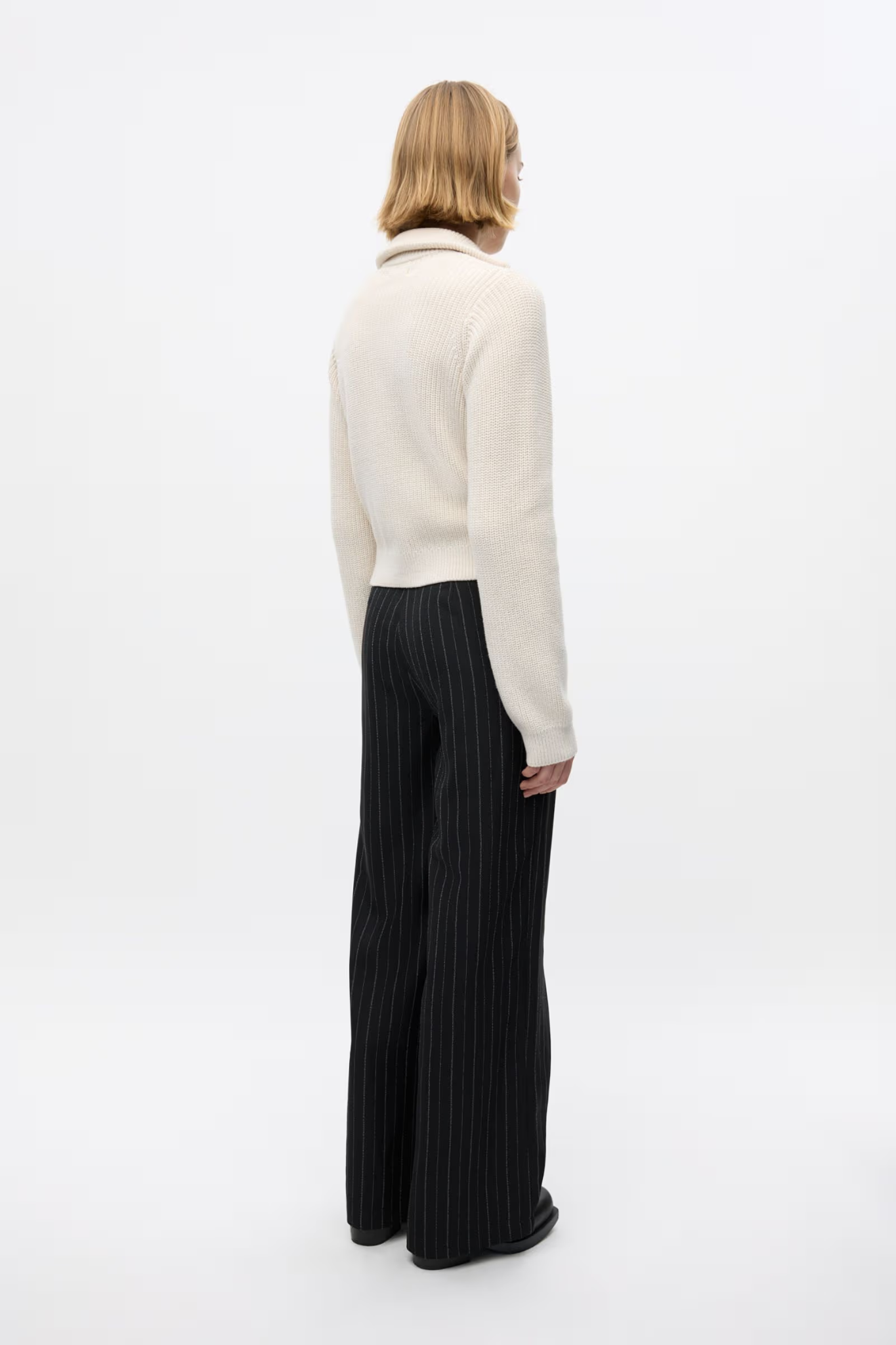 ENTAM PANTS - BLACK PINSTRIPE