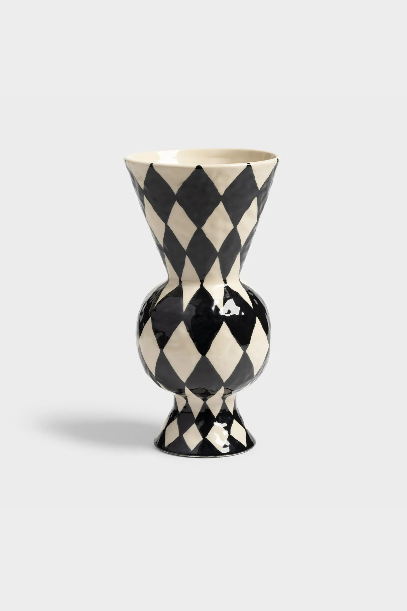 RHOMBIC VASE - BLACK