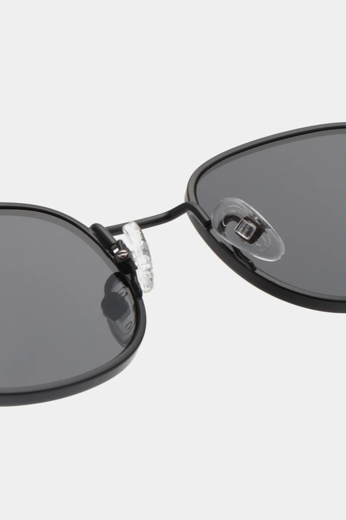 HELLO SUNGLASSES - BLACK