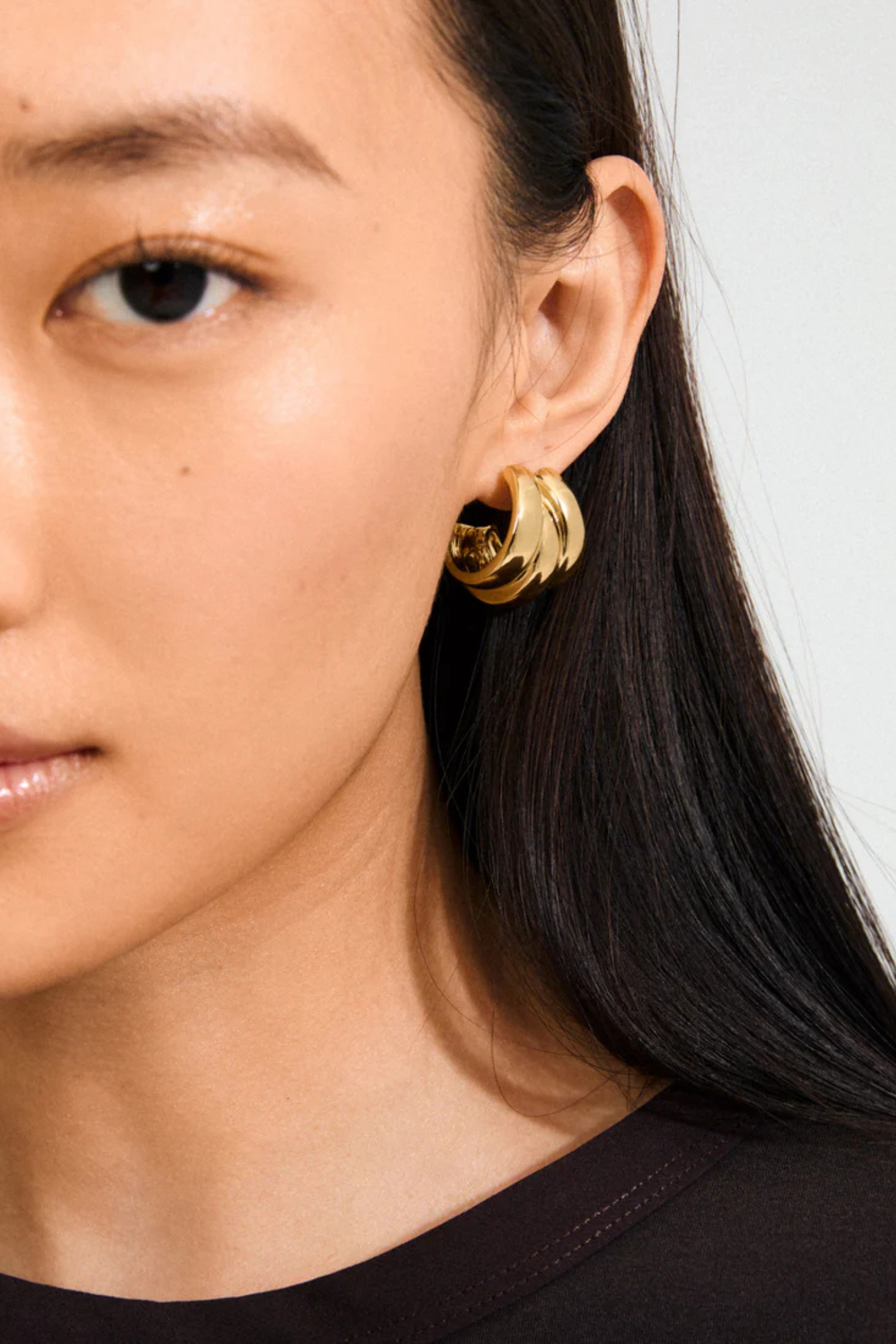 DAMIA EARRINGS - GOLD