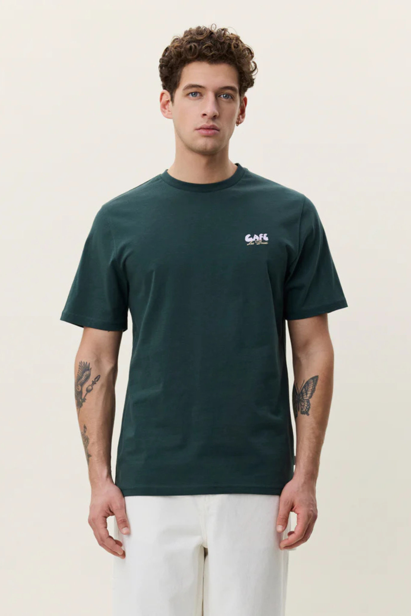 CAFÉ T-SHIRT - PINE GREEN
