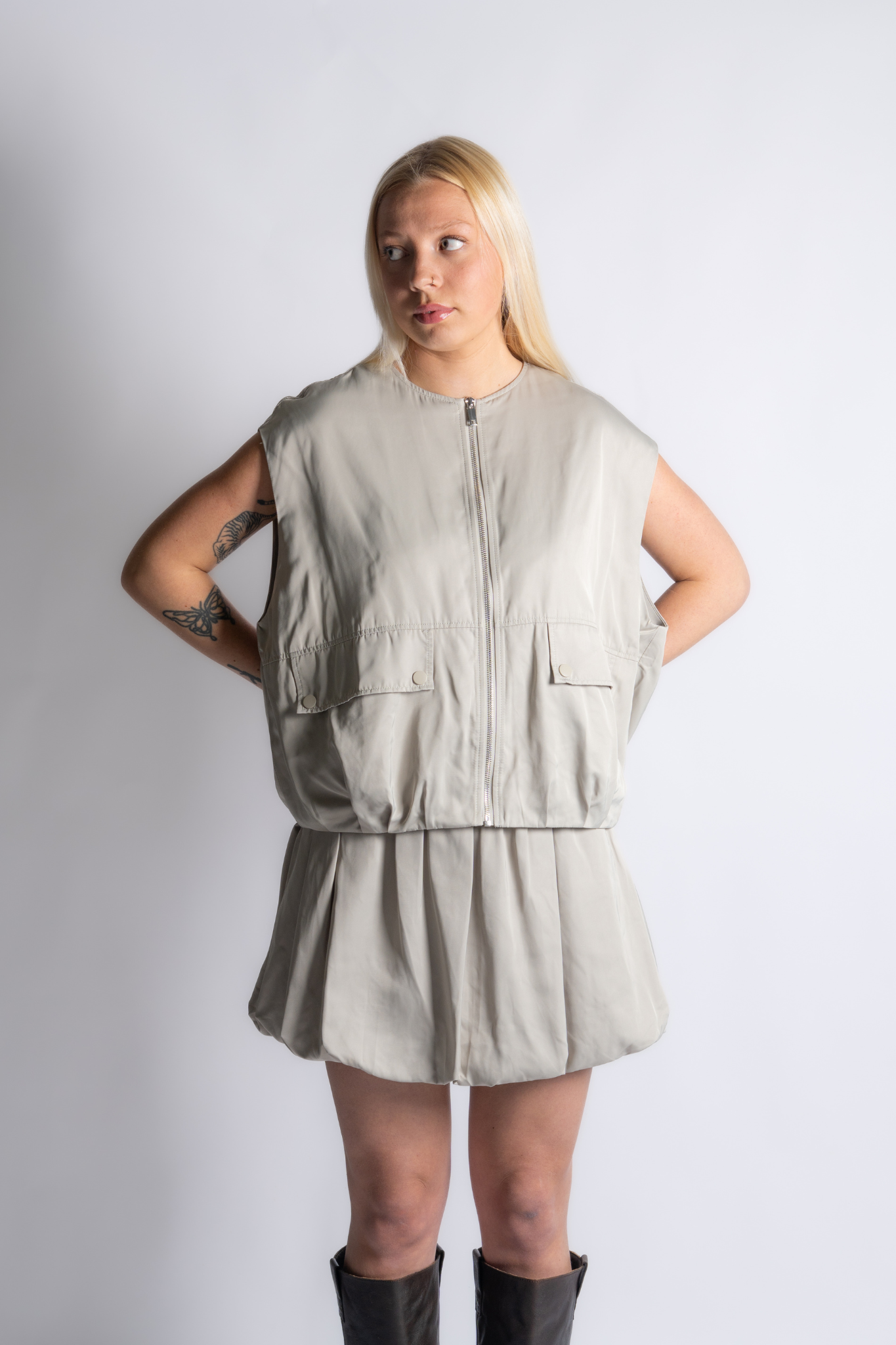 VERONICA VEST - ABBEY STONE